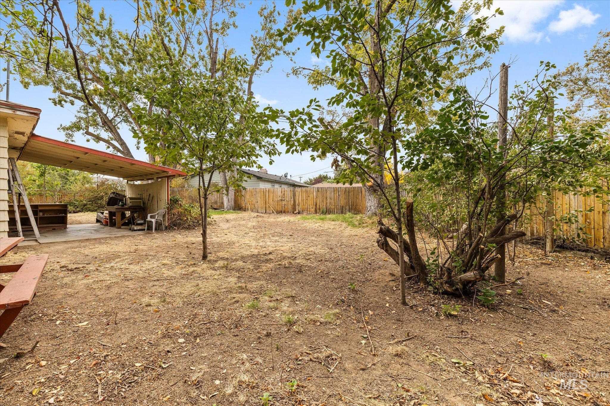 7609 W Cambridge Dr, Boise, Idaho 83704, 3 Bedrooms, 1 Bathroom, Residential For Sale, Price $315,000, 99003796
