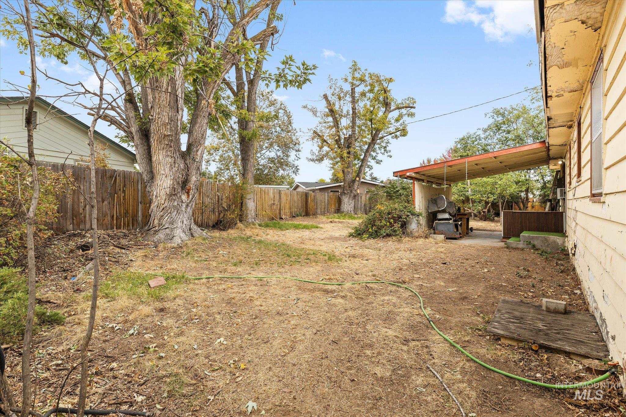 7609 W Cambridge Dr, Boise, Idaho 83704, 3 Bedrooms, 1 Bathroom, Residential For Sale, Price $315,000, 99003796