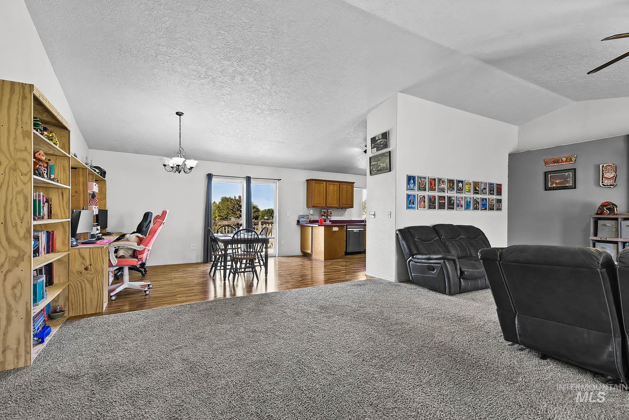 880 S Iowa Ave, Payette, Idaho 83661, 3 Bedrooms, 2 Bathrooms, Residential For Sale, Price $335,000, 99003797