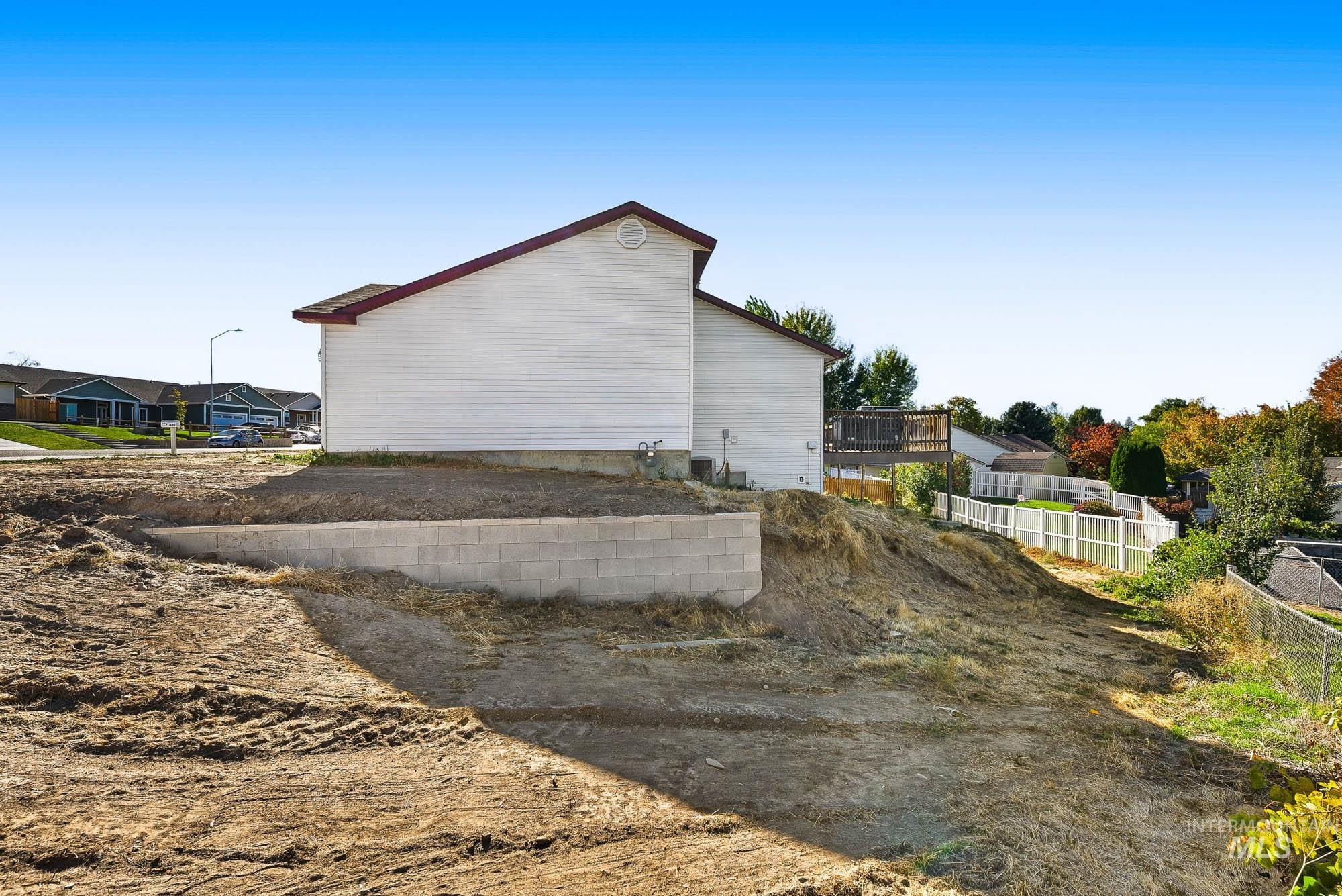 880 S Iowa Ave, Payette, Idaho 83661, 3 Bedrooms, 2 Bathrooms, Residential For Sale, Price $335,000, 99003797