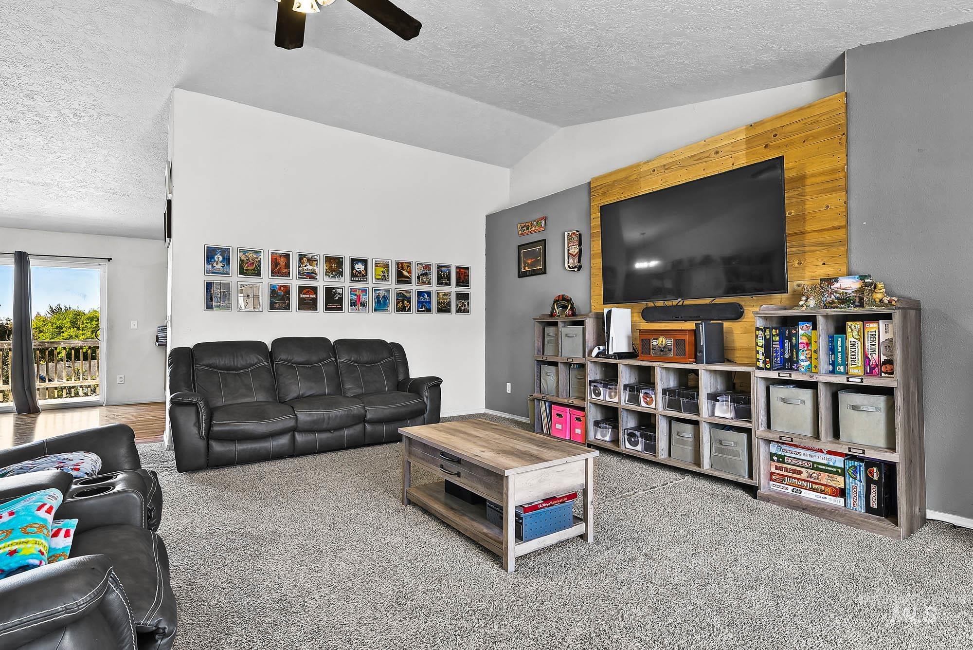 880 S Iowa Ave, Payette, Idaho 83661, 3 Bedrooms, 2 Bathrooms, Residential For Sale, Price $335,000, 99003797