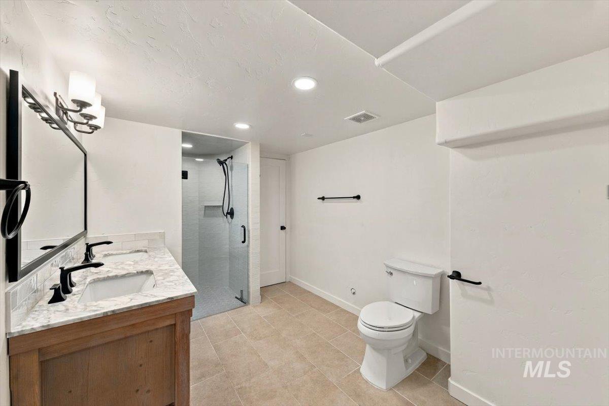 1400 N 25th St, Boise, Idaho 83702, 3 Bedrooms, 2 Bathrooms, Residential For Sale, Price $649,900,MLS 99003800