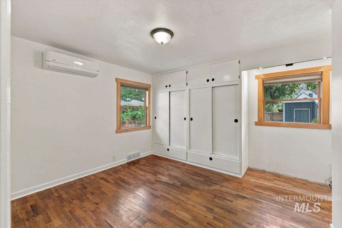 1400 N 25th St, Boise, Idaho 83702, 3 Bedrooms, 2 Bathrooms, Residential For Sale, Price $649,900,MLS 99003800