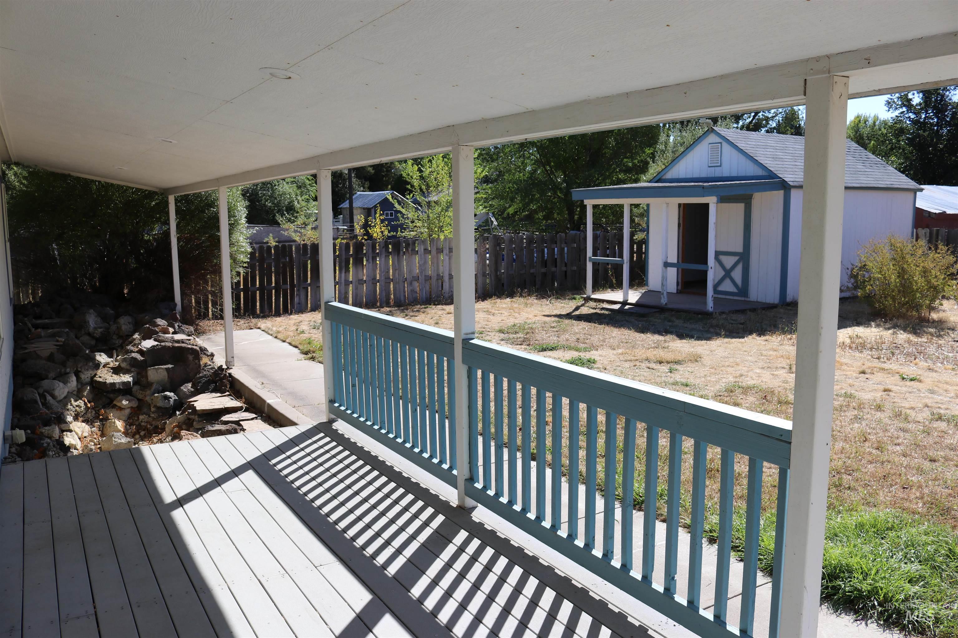 175 W Cassia Ave., Richfield, Idaho 83349, 3 Bedrooms, 2 Bathrooms, Residential For Sale, Price $287,000, 99003802