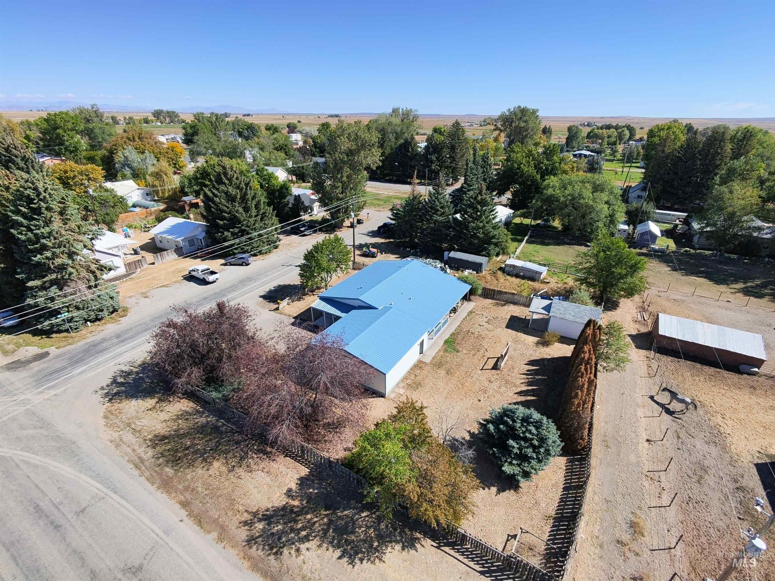 175 W Cassia Ave., Richfield, Idaho 83349, 3 Bedrooms, 2 Bathrooms, Residential For Sale, Price $287,000, 99003802