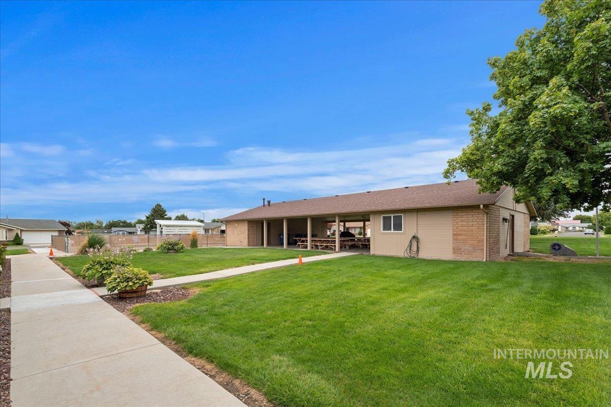 1100 Burnett Drive, Nampa, Idaho 83651, 3 Bedrooms, 2 Bathrooms, Residential For Sale, Price $304,500, 99003807
