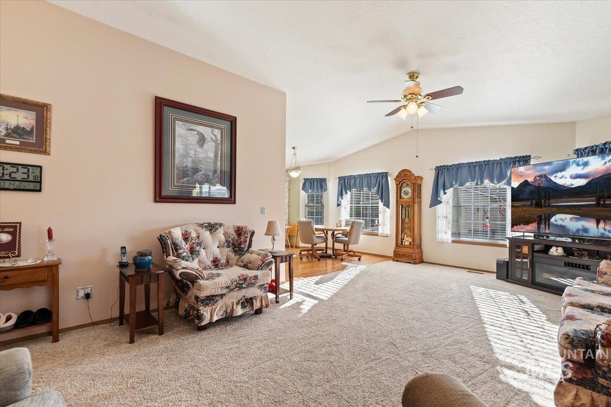 1100 Burnett Drive, Nampa, Idaho 83651, 3 Bedrooms, 2 Bathrooms, Residential For Sale, Price $304,500, 99003807