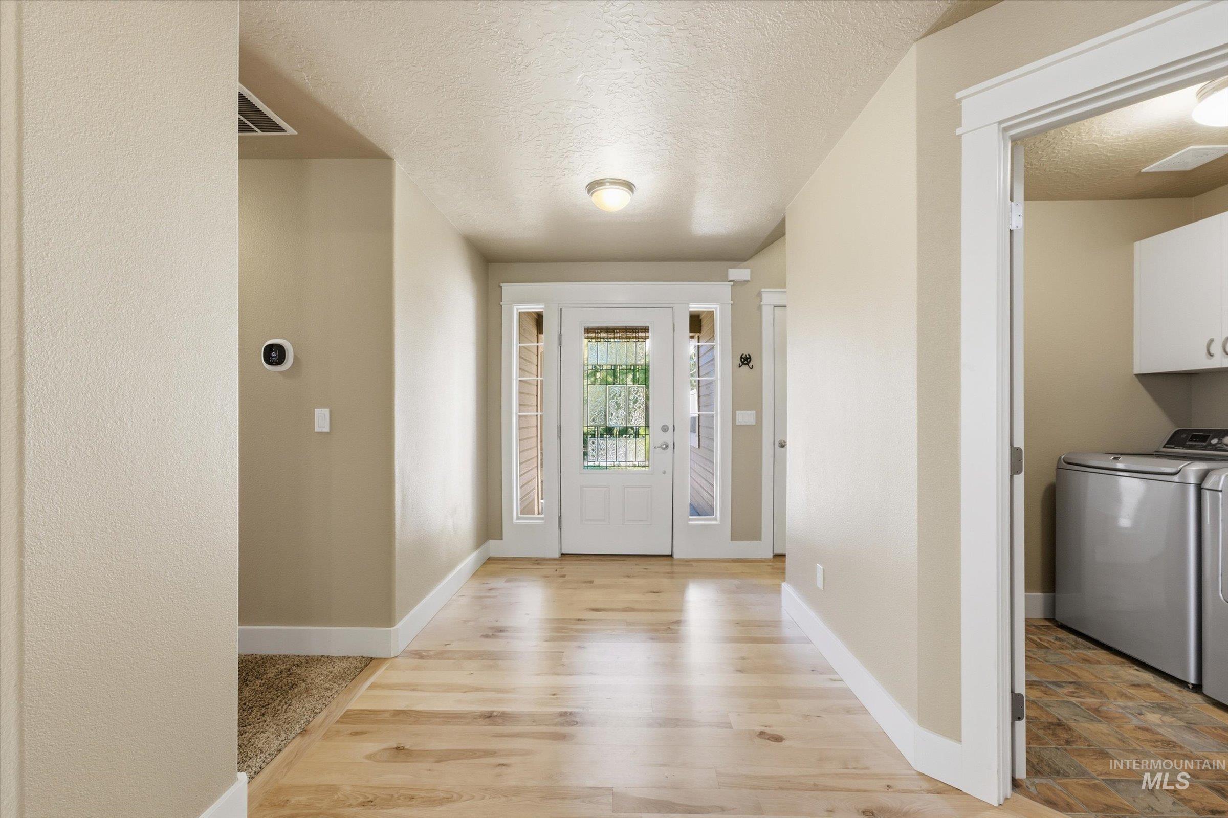 678 N Saddlebrook Way, Star, Idaho 83669, 3 Bedrooms, 2 Bathrooms, Residential For Sale, Price $524,000, 99003815