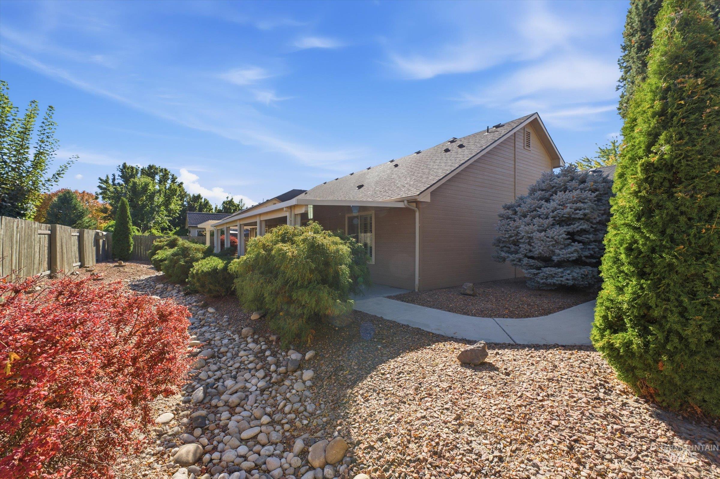 678 N Saddlebrook Way, Star, Idaho 83669, 3 Bedrooms, 2 Bathrooms, Residential For Sale, Price $524,000, 99003815