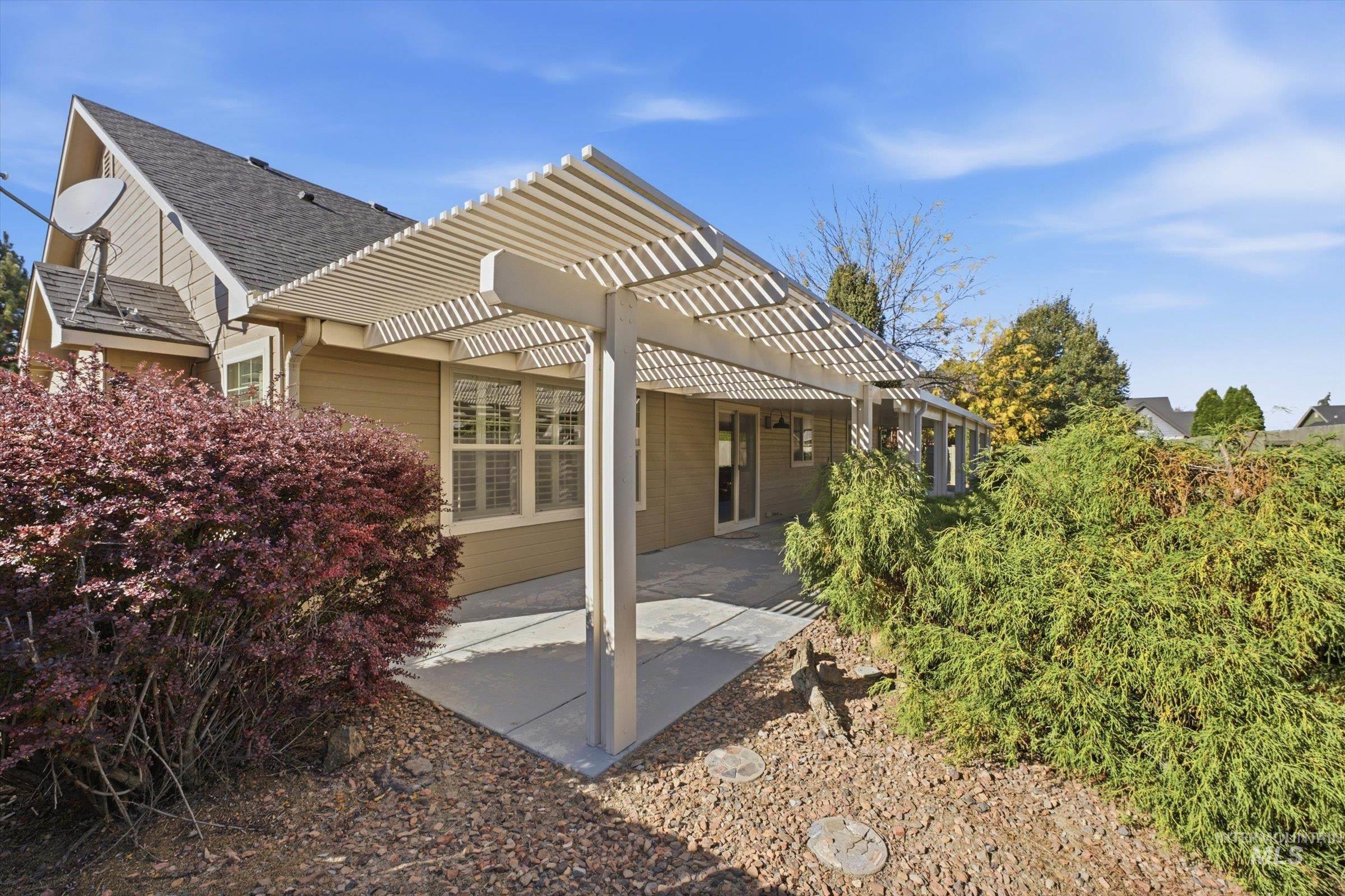 678 N Saddlebrook Way, Star, Idaho 83669, 3 Bedrooms, 2 Bathrooms, Residential For Sale, Price $524,000, 99003815