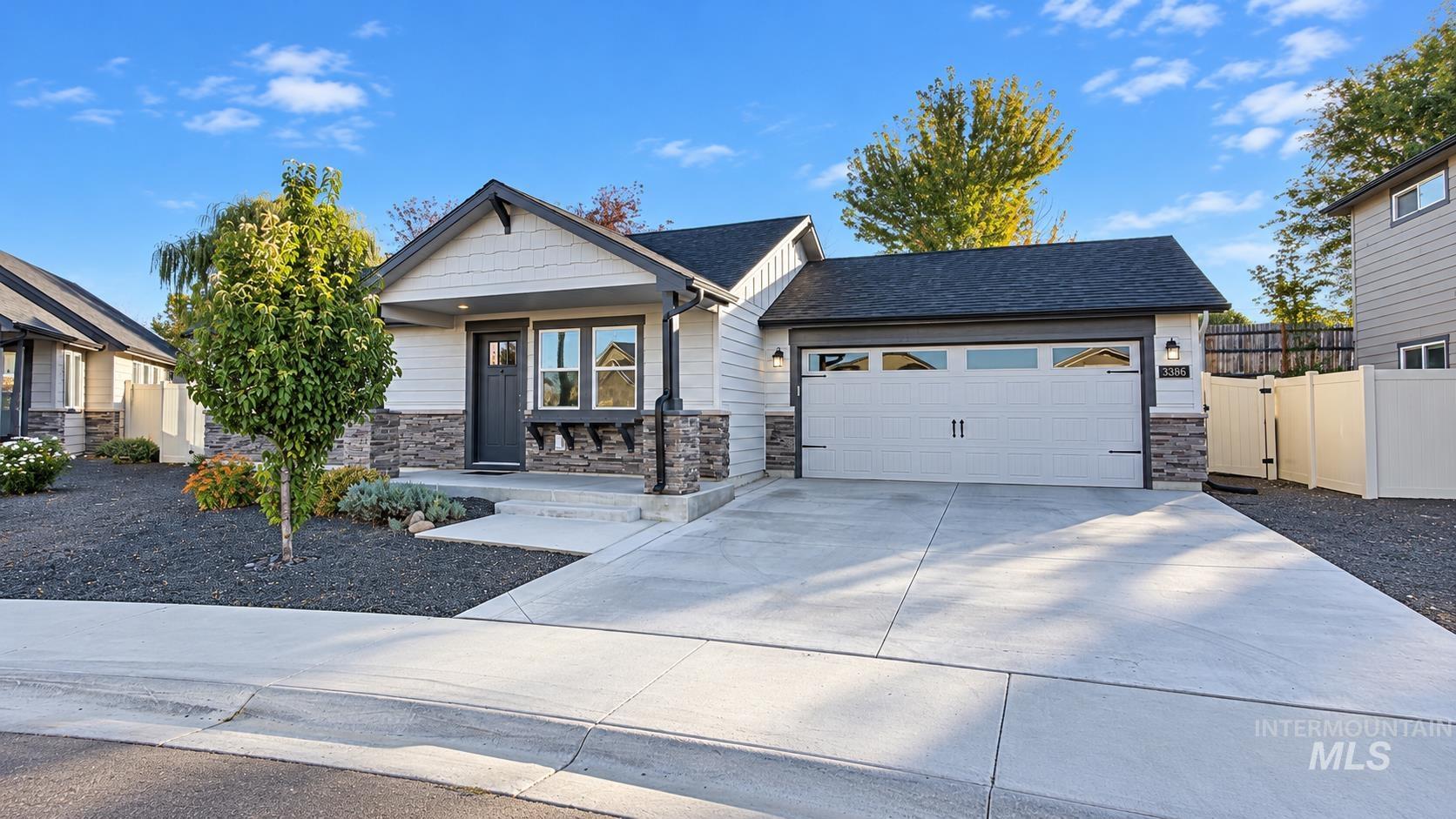 3386 S Garibaldi Pl, Meridian, Idaho 83642, 3 Bedrooms, 2 Bathrooms, Residential For Sale, Price $399,997, 99003816