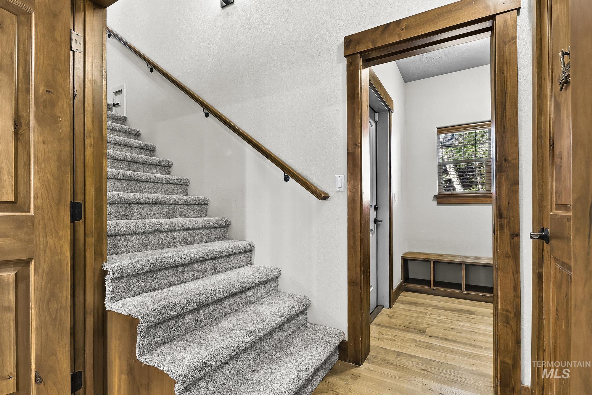 1153 E Redwall Ct, Meridian, Idaho 83646, 5 Bedrooms, 3 Bathrooms, Residential For Sale, Price $850,000, 99003819