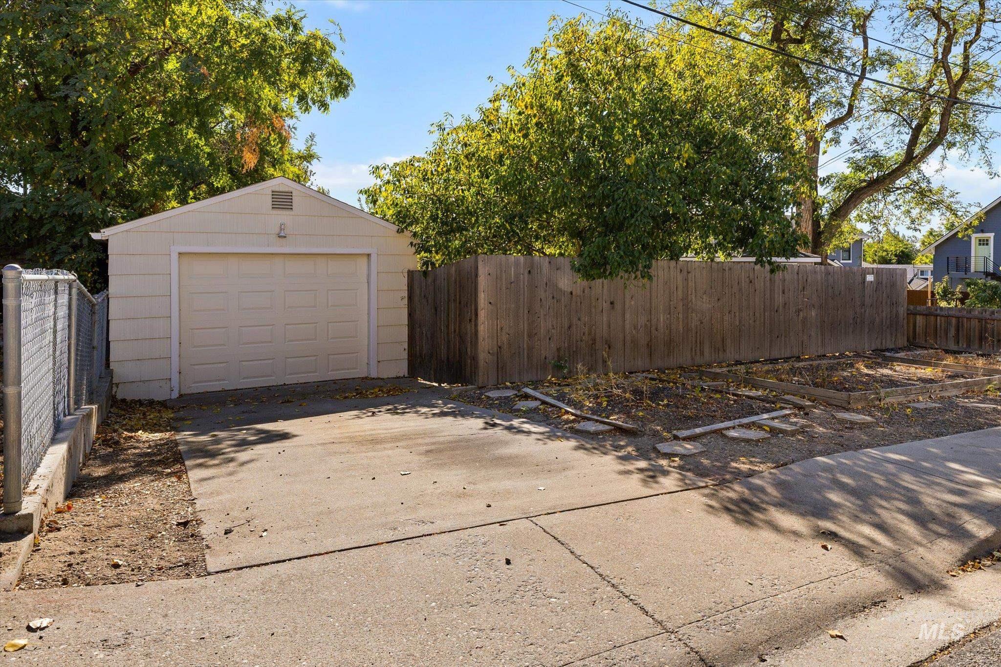 406 W Ada St, Boise, Idaho 83702, 2 Bedrooms, 1 Bathroom, Residential For Sale, Price $594,900, 99003820