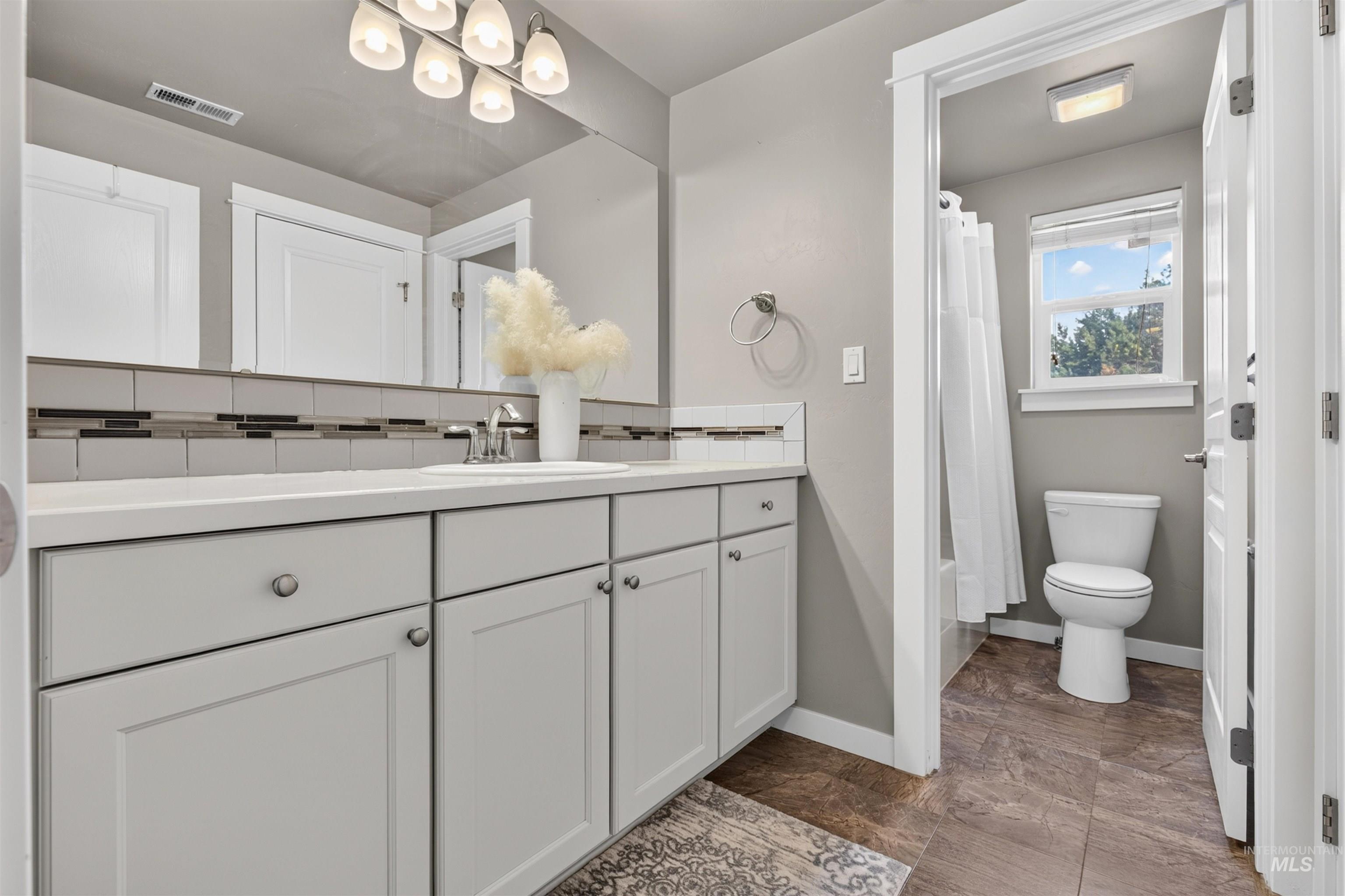 11661 W Baserri, Boise, Idaho 83709, 3 Bedrooms, 2.5 Bathrooms, Residential For Sale, Price $478,000, 99003822