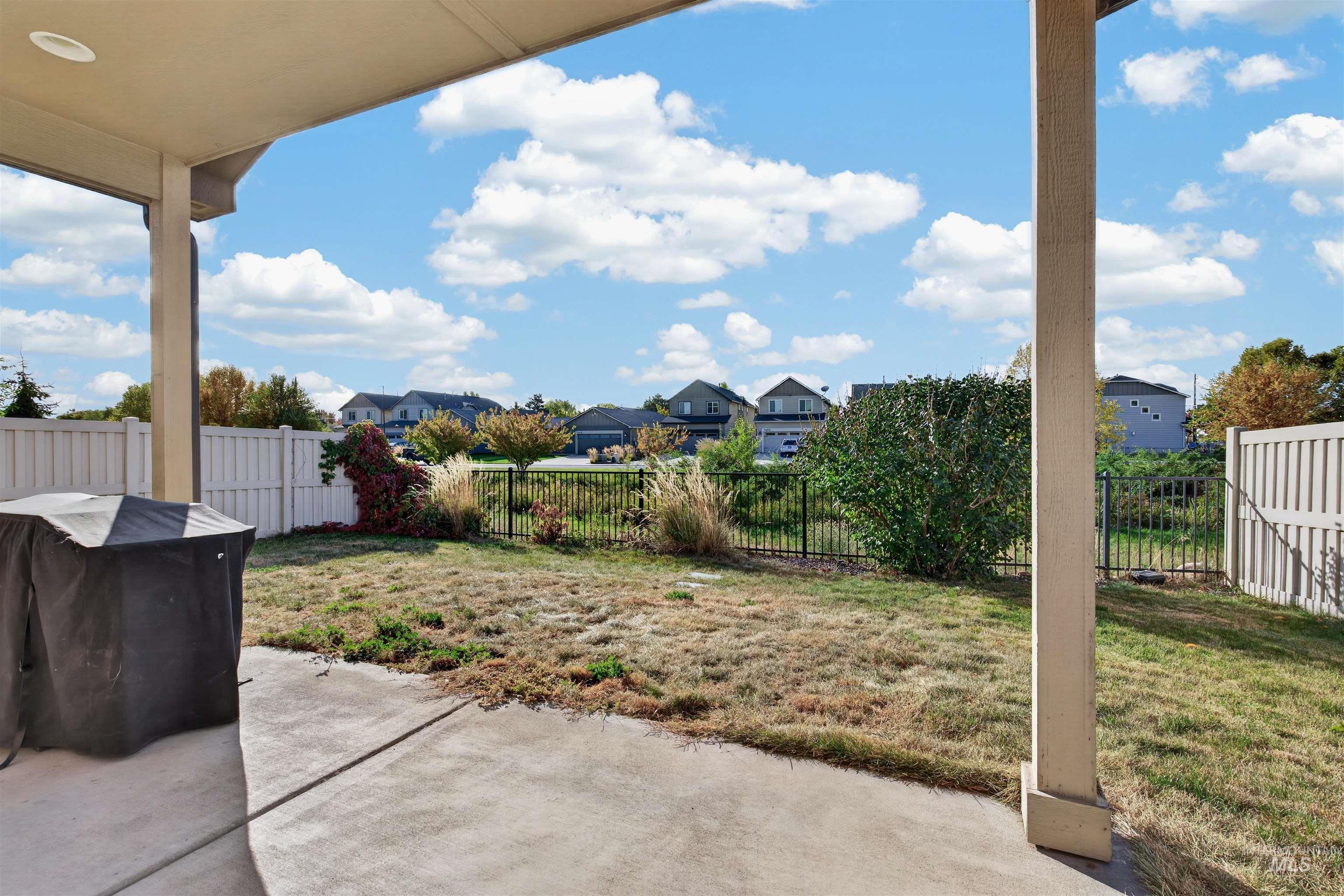 11661 W Baserri, Boise, Idaho 83709, 3 Bedrooms, 2.5 Bathrooms, Residential For Sale, Price $478,000, 99003822