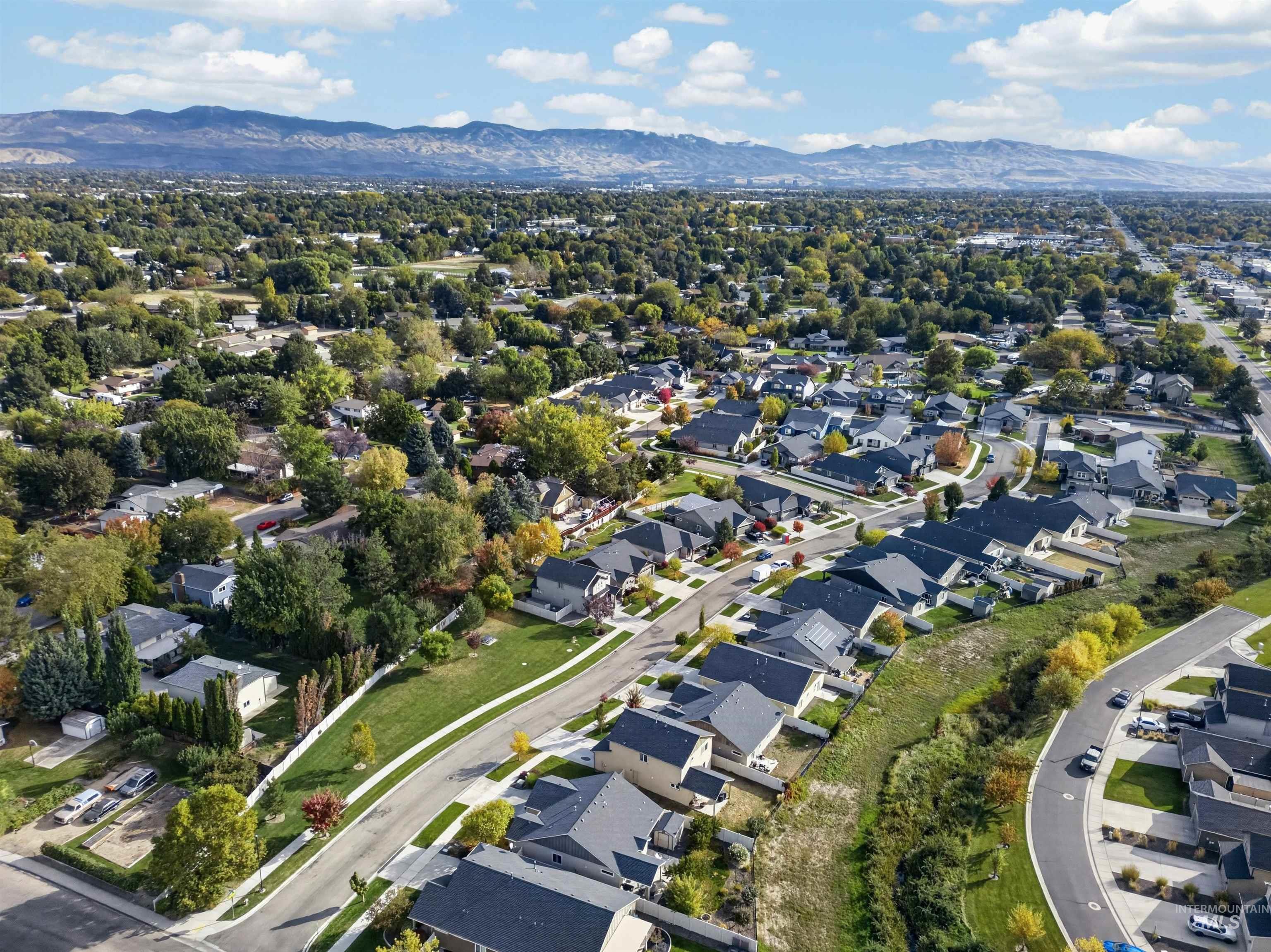 11661 W Baserri, Boise, Idaho 83709, 3 Bedrooms, 2.5 Bathrooms, Residential For Sale, Price $478,000, 99003822
