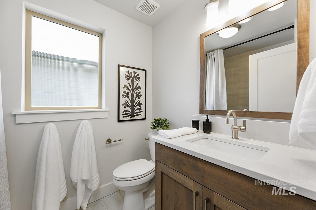 7055 S Averill Lane, Meridian, Idaho 83642, 3 Bedrooms, 2 Bathrooms, Residential For Sale, Price $509,800, 99003824