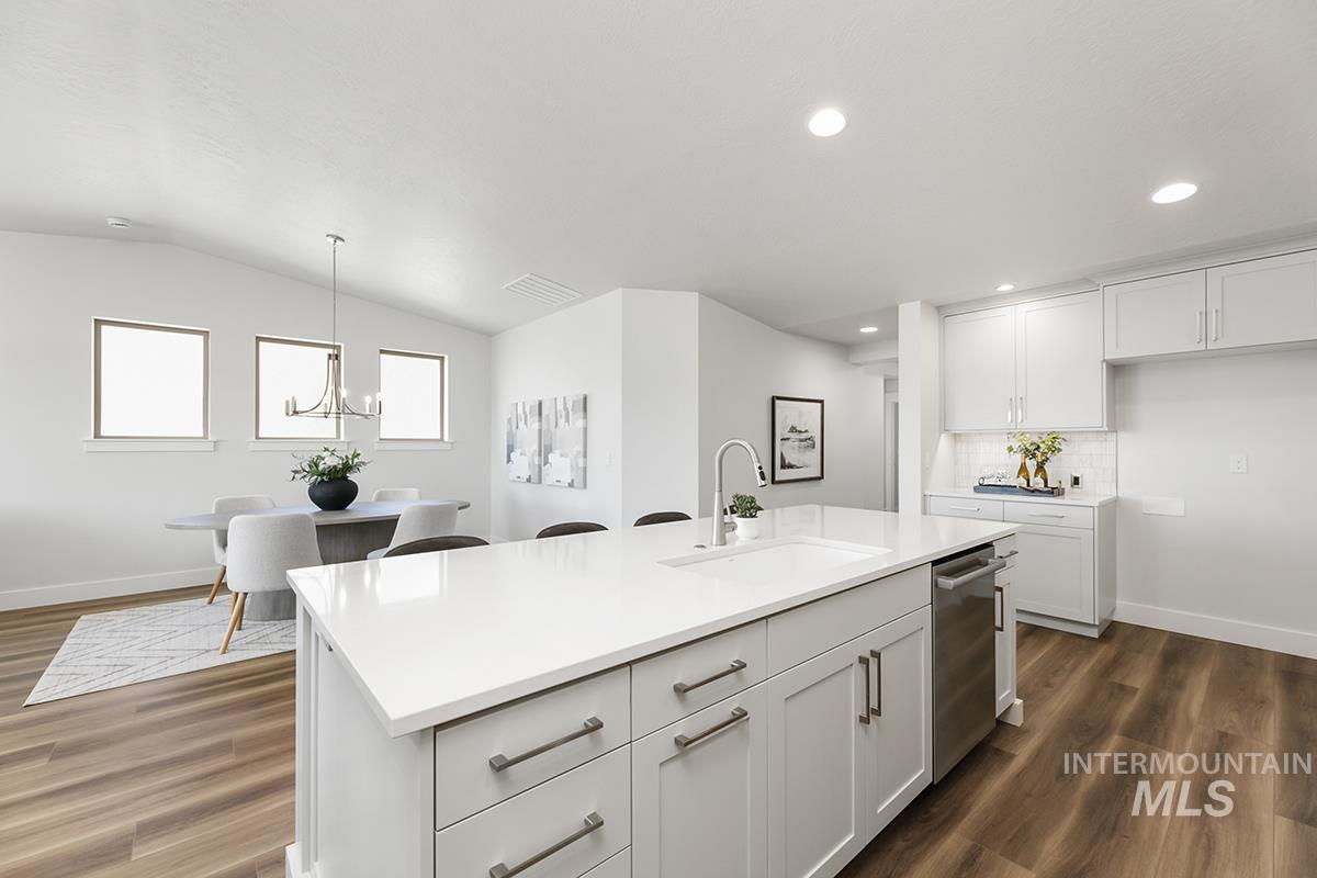 7055 S Averill Lane, Meridian, Idaho 83642, 3 Bedrooms, 2 Bathrooms, Residential For Sale, Price $509,800, 99003824