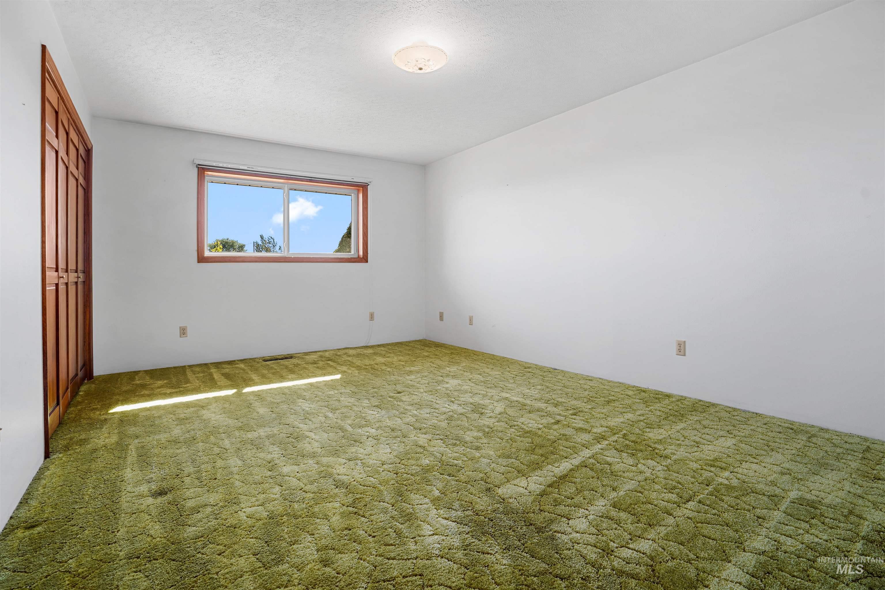 399 S 100 W, Rupert, Idaho 83350, 4 Bedrooms, 2 Bathrooms, Residential For Sale, Price $600,000, 99003826