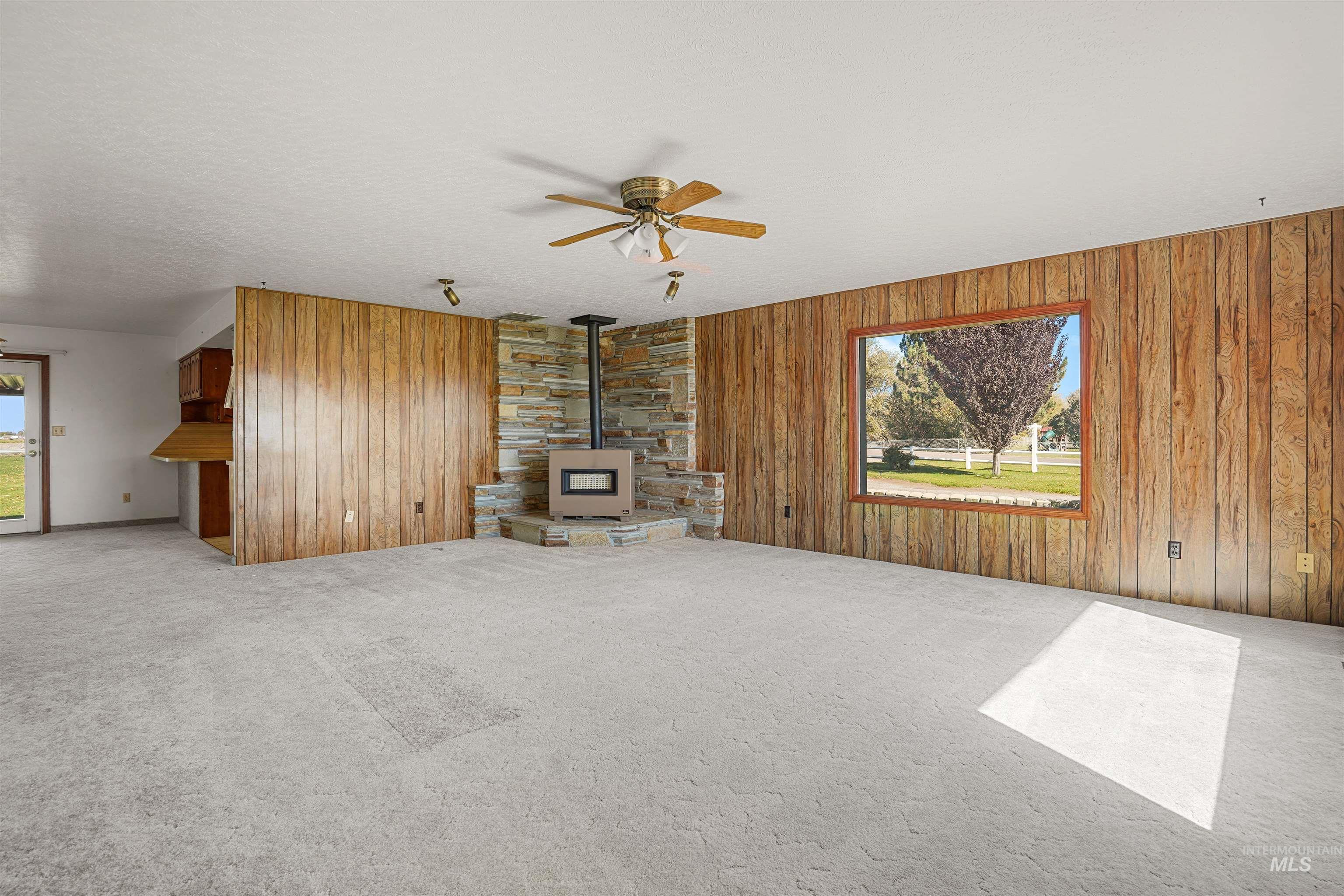 399 S 100 W, Rupert, Idaho 83350, 4 Bedrooms, 2 Bathrooms, Residential For Sale, Price $600,000, 99003826