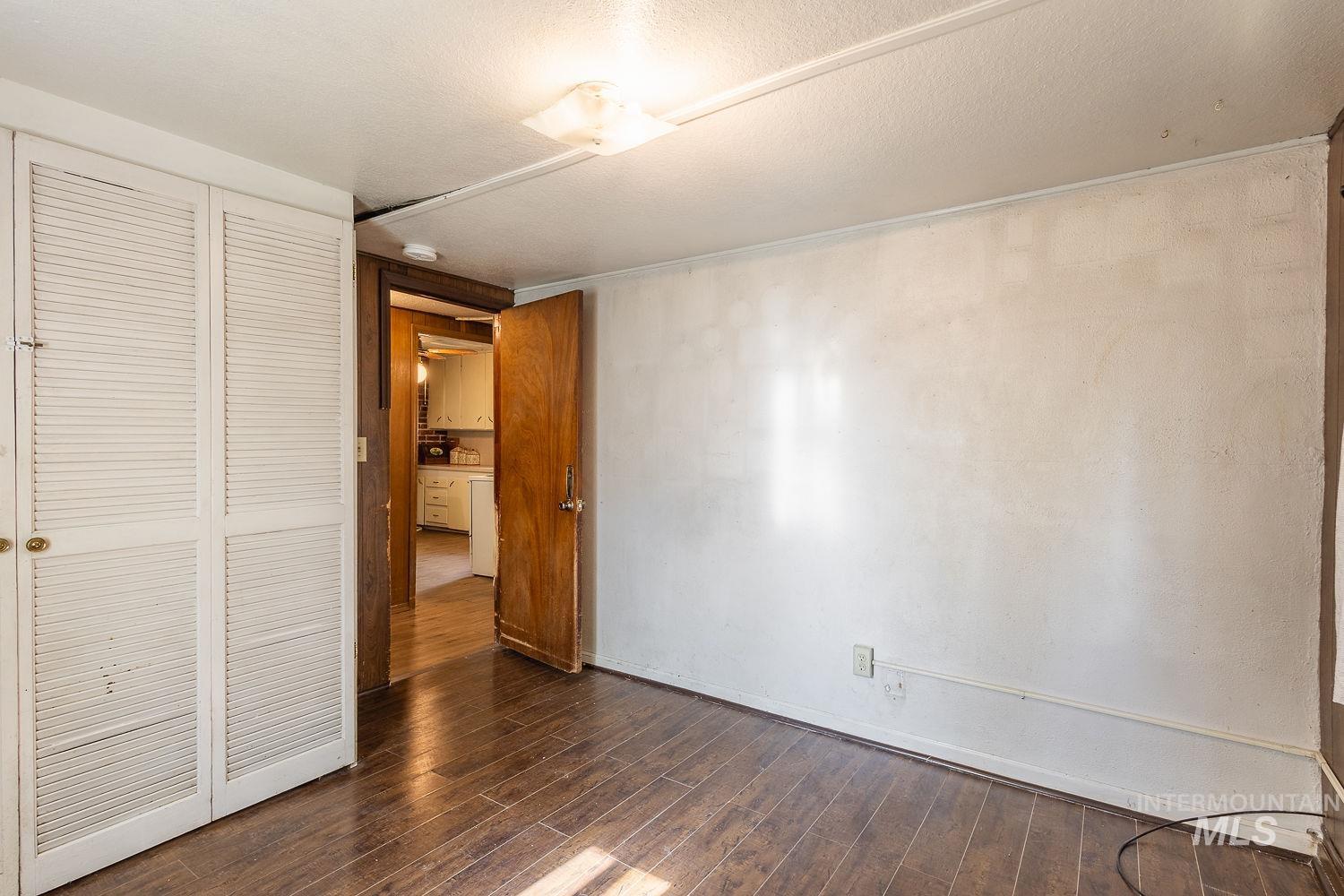 82 N Sugar Ln, Nampa, Idaho 83687, 2 Bedrooms, 1 Bathroom, Residential For Sale, Price $250,000,MLS 99003827