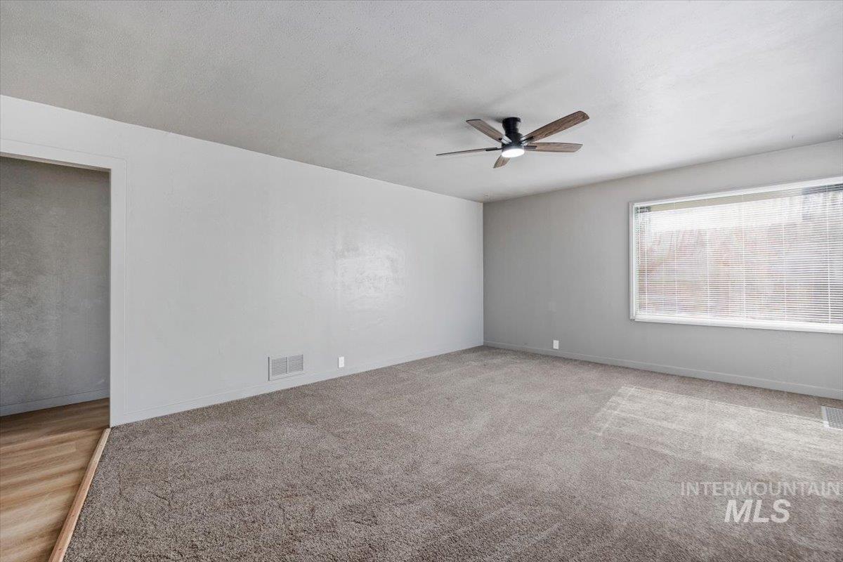 586 Fillmore, Twin Falls, Idaho 83301, 3 Bedrooms, 2 Bathrooms, Residential For Sale, Price $319,900, 99003829