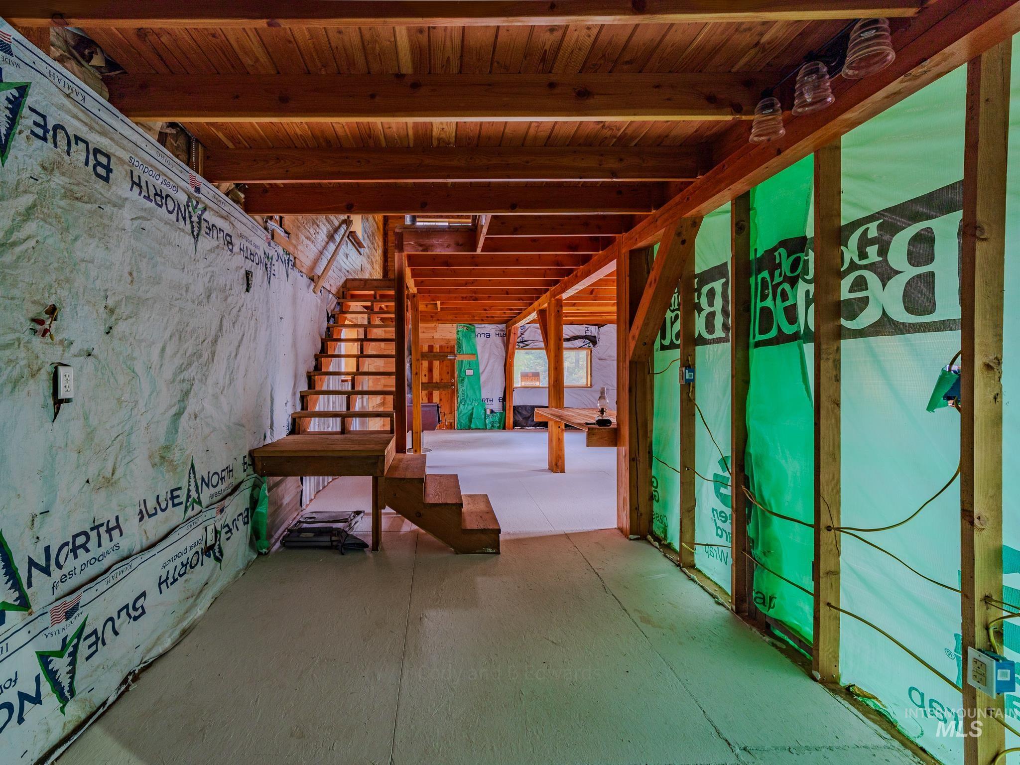 1308 Sweeney Hill Rd, Elk City, Idaho 83525, 1 Bedroom, 1 Bathroom, Residential For Sale, Price $213,000,MLS 99003830