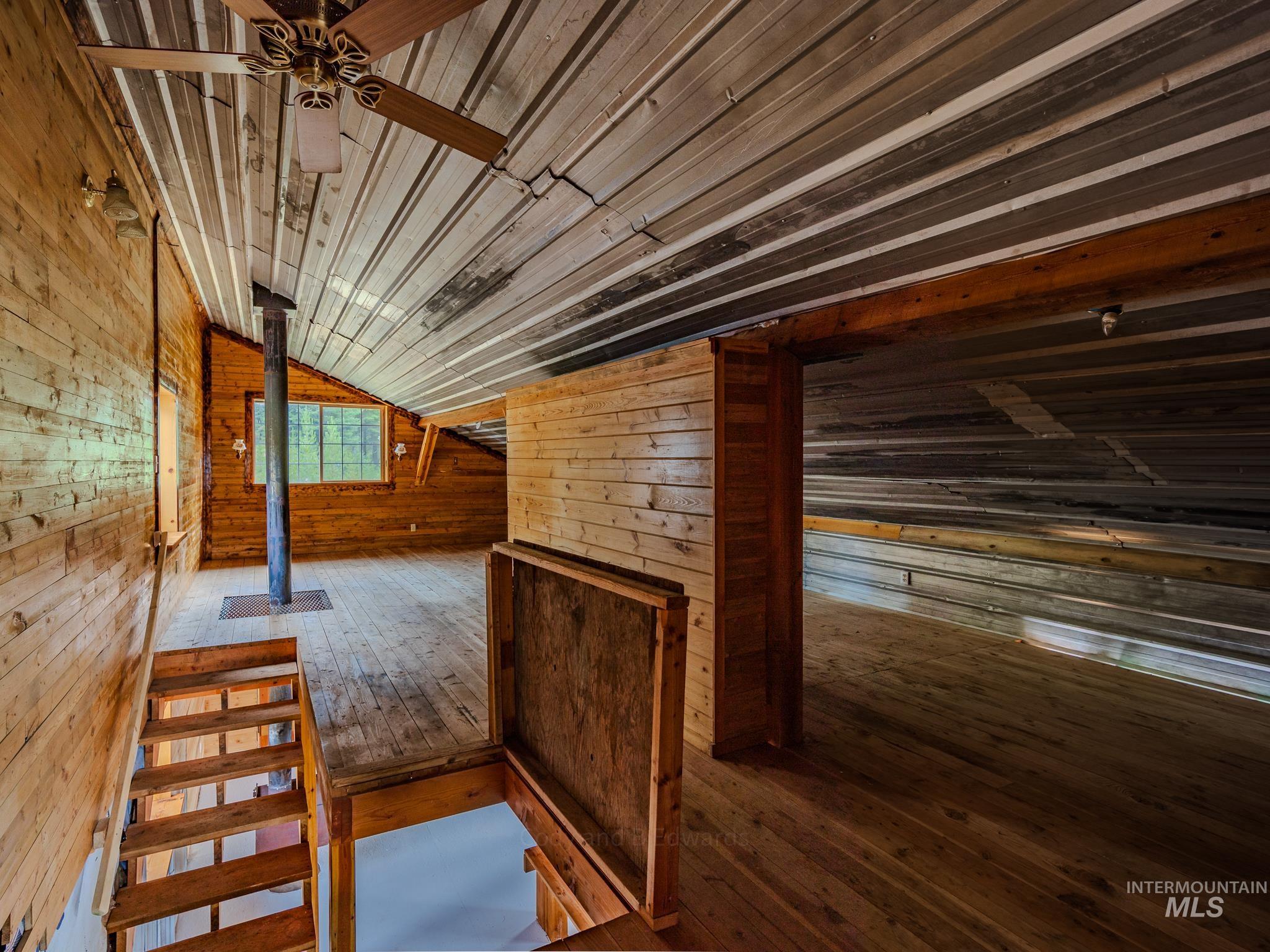 1308 Sweeney Hill Rd, Elk City, Idaho 83525, 1 Bedroom, 1 Bathroom, Residential For Sale, Price $213,000,MLS 99003830