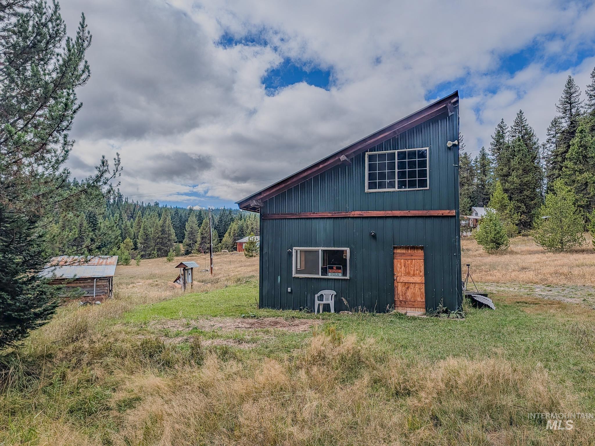 1308 Sweeney Hill Rd, Elk City, Idaho 83525, 1 Bedroom, 1 Bathroom, Residential For Sale, Price $213,000,MLS 99003830