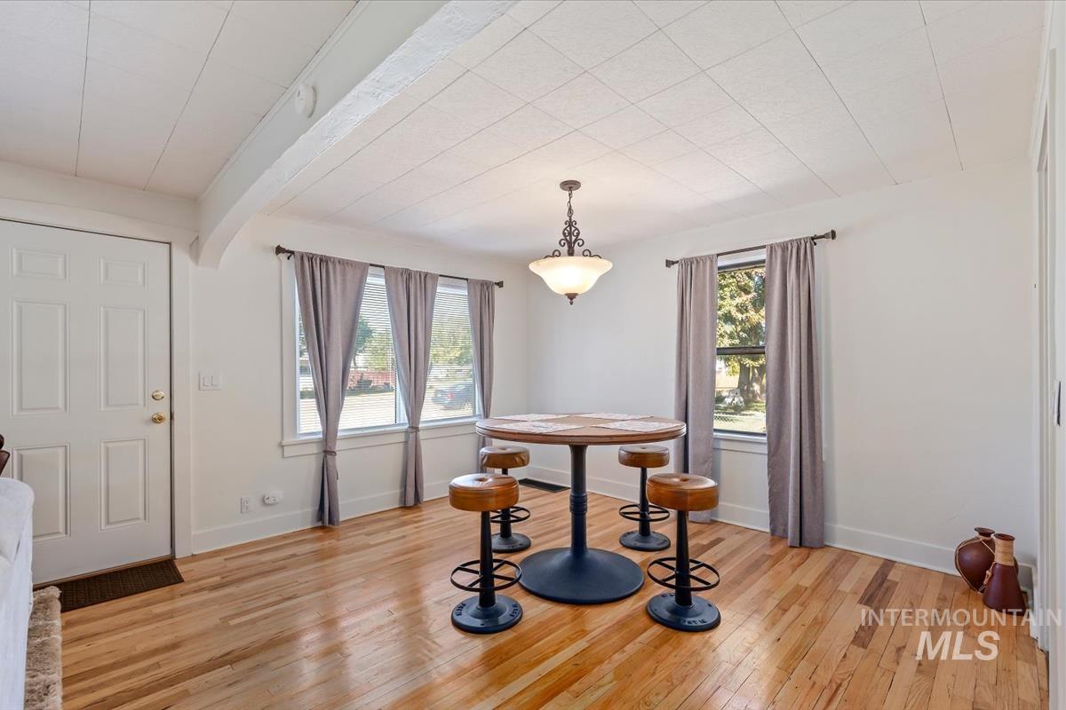 108 22nd Ave. S., Nampa, Idaho 83651, 2 Bedrooms, 1 Bathroom, Residential For Sale, Price $299,900, 99003833
