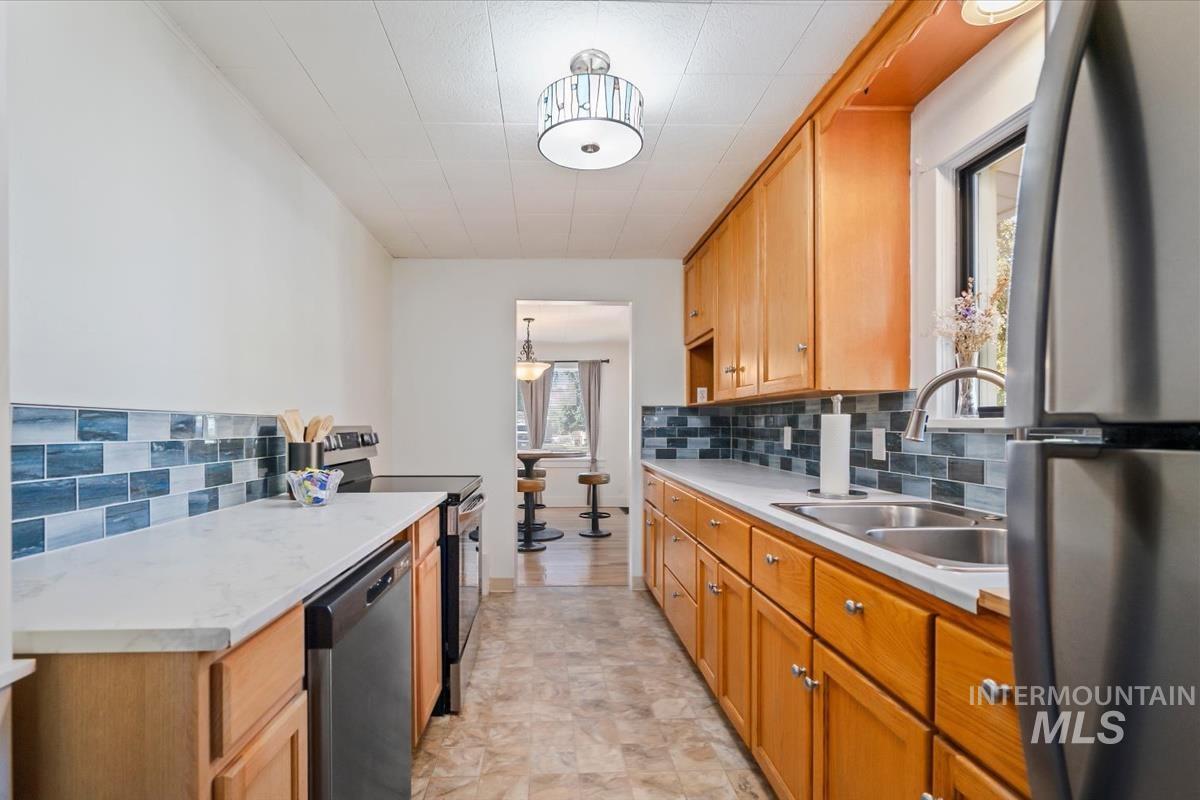108 22nd Ave. S., Nampa, Idaho 83651, 2 Bedrooms, 1 Bathroom, Residential For Sale, Price $299,900, 99003833