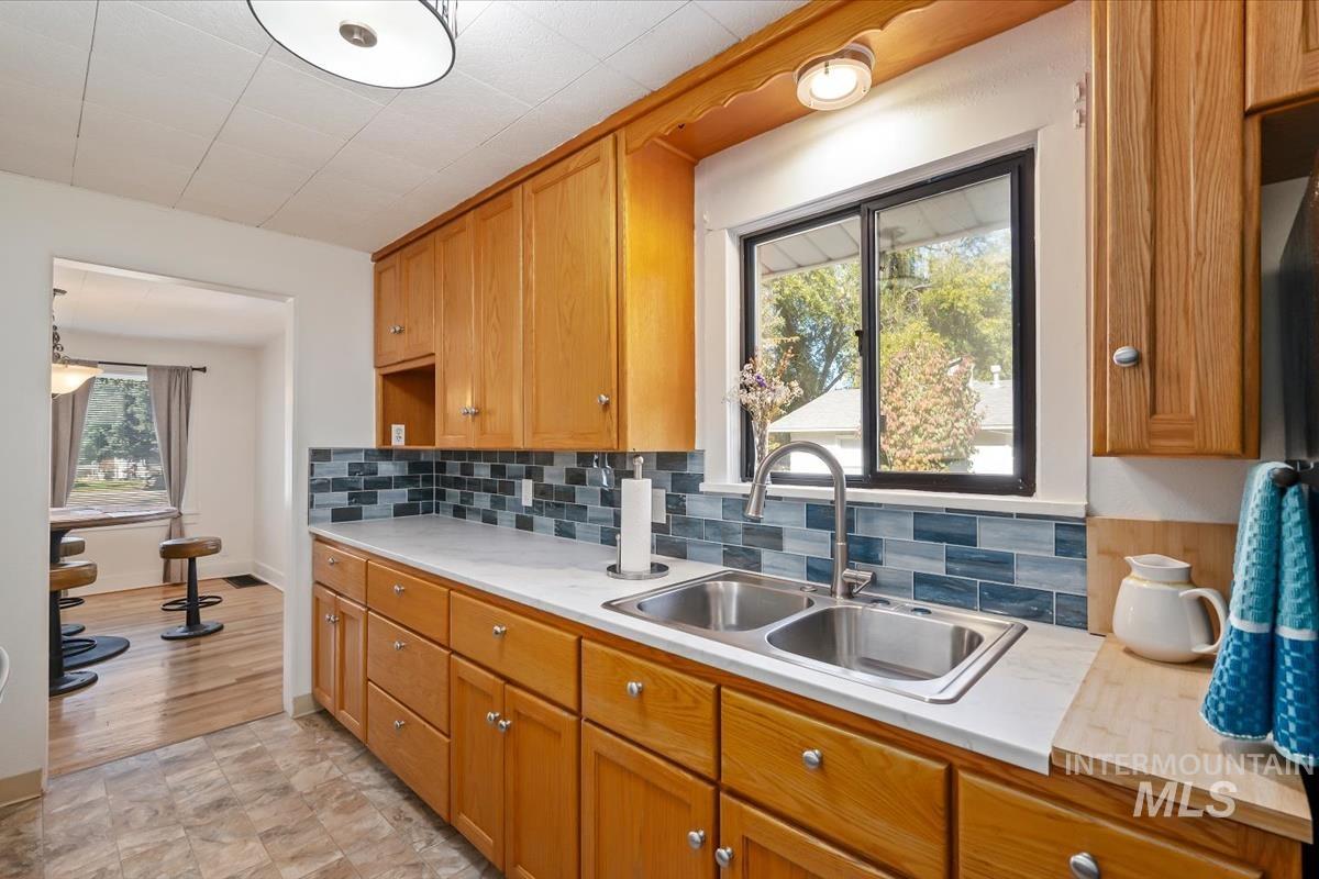 108 22nd Ave. S., Nampa, Idaho 83651, 2 Bedrooms, 1 Bathroom, Residential For Sale, Price $299,900, 99003833