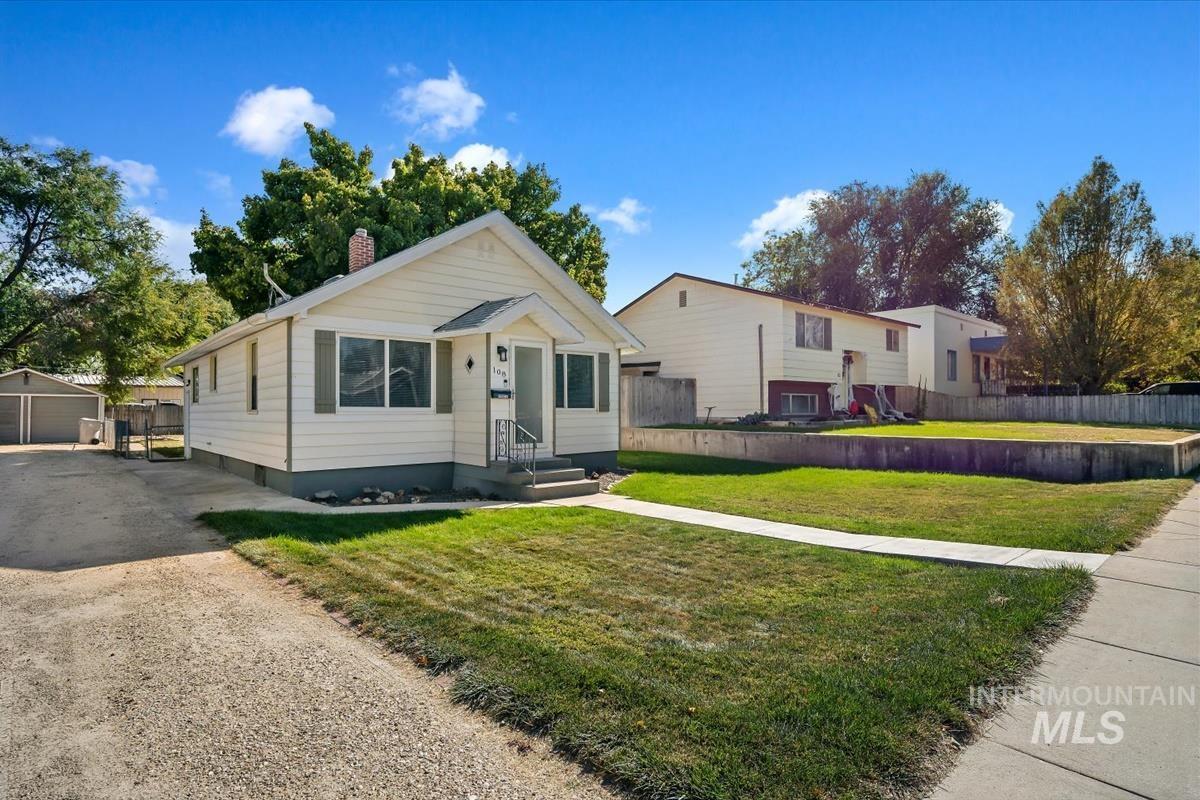 108 22nd Ave. S., Nampa, Idaho 83651, 2 Bedrooms, 1 Bathroom, Residential For Sale, Price $299,900, 99003833