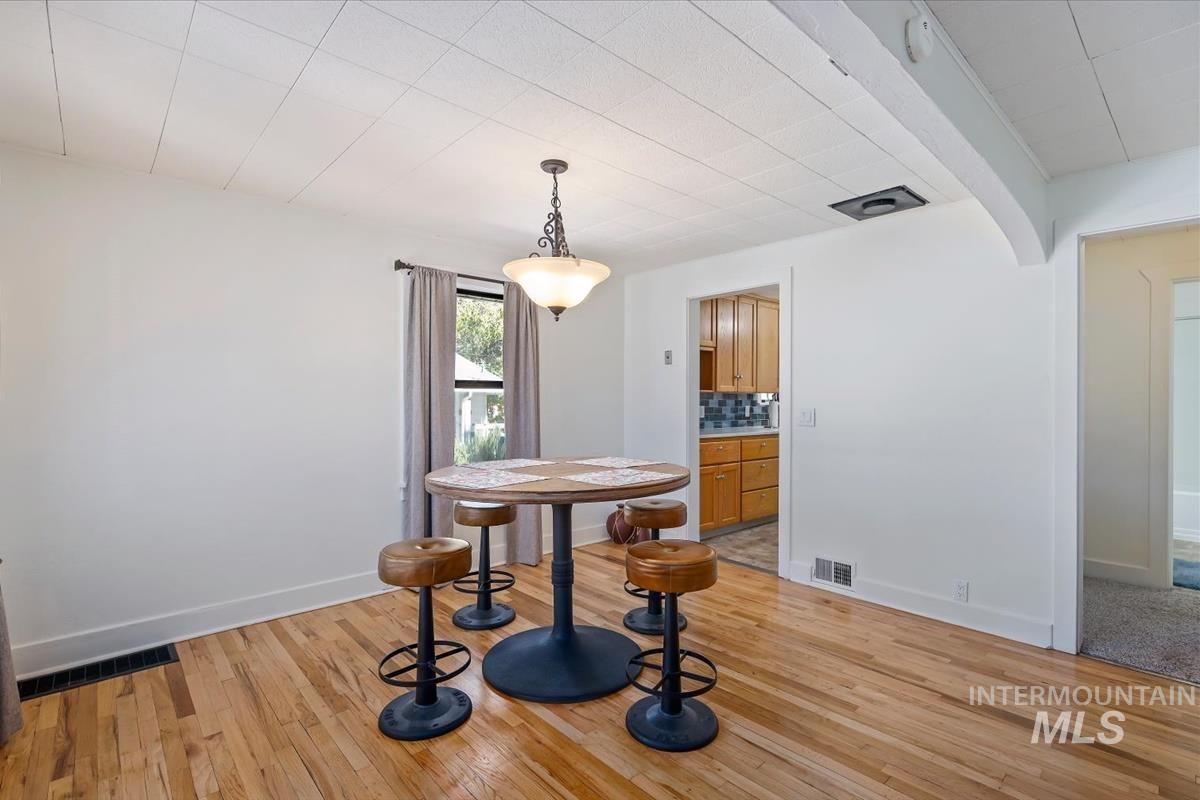 108 22nd Ave. S., Nampa, Idaho 83651, 2 Bedrooms, 1 Bathroom, Residential For Sale, Price $299,900, 99003833