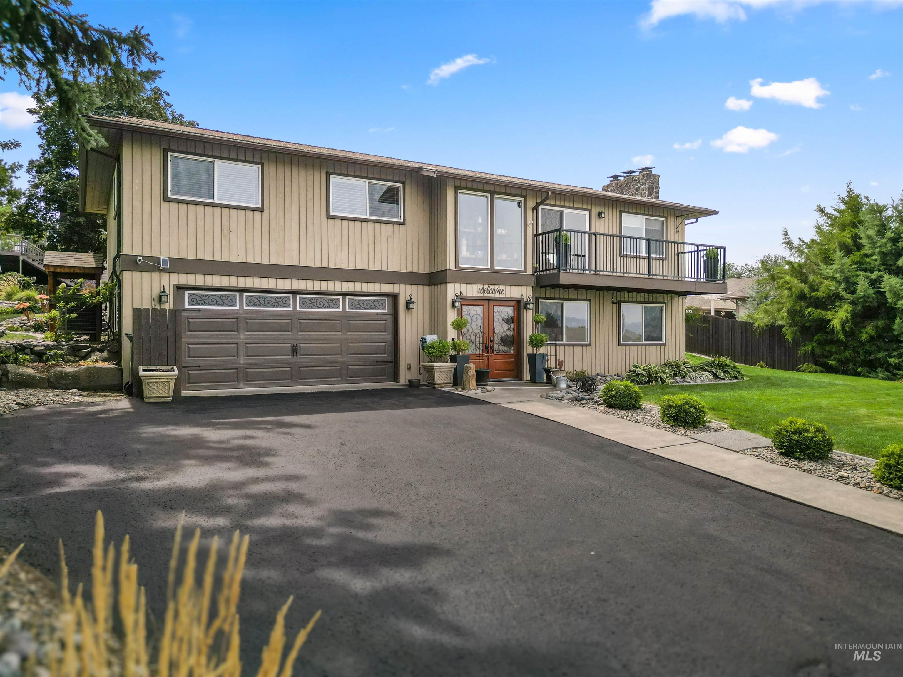 1623 9th Avenue, Clarkston, Washington 99403, 3 Bedrooms, 2 Bathrooms, Residential For Sale, Price $455,000, 99003834