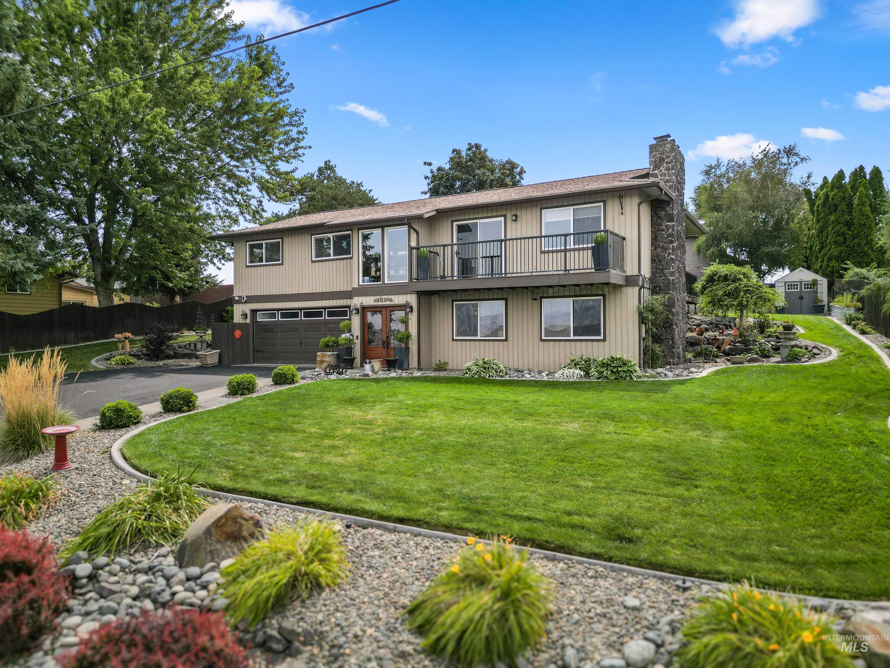 1623 9th Avenue, Clarkston, Washington 99403, 3 Bedrooms, 2 Bathrooms, Residential For Sale, Price $455,000, 99003834