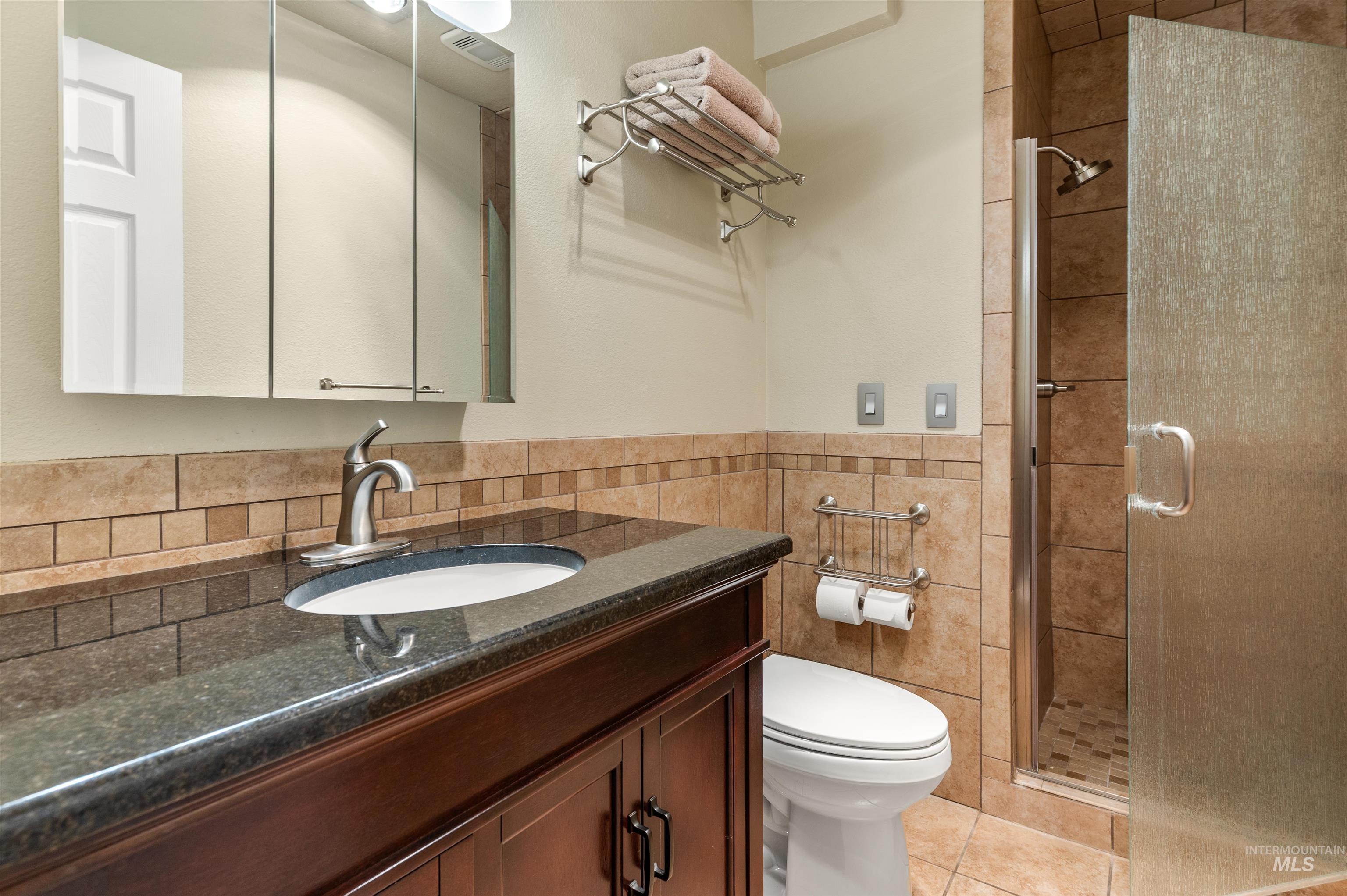 1623 9th Avenue, Clarkston, Washington 99403, 3 Bedrooms, 2 Bathrooms, Residential For Sale, Price $455,000, 99003834