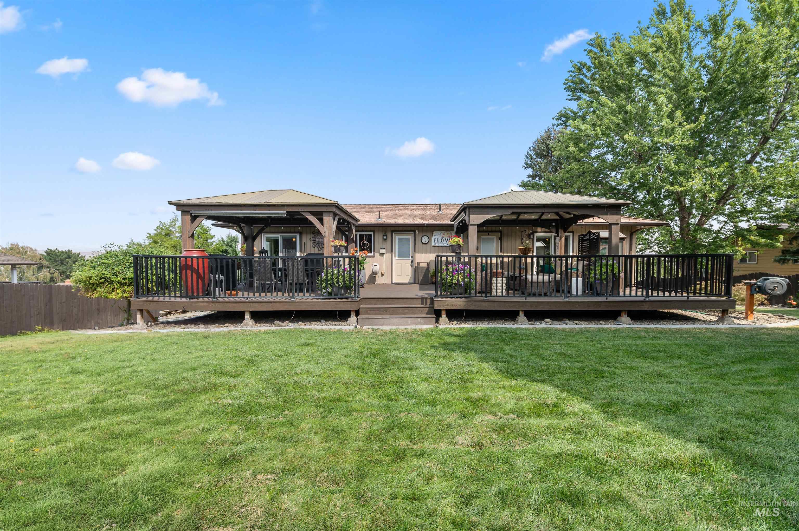 1623 9th Avenue, Clarkston, Washington 99403, 3 Bedrooms, 2 Bathrooms, Residential For Sale, Price $455,000, 99003834