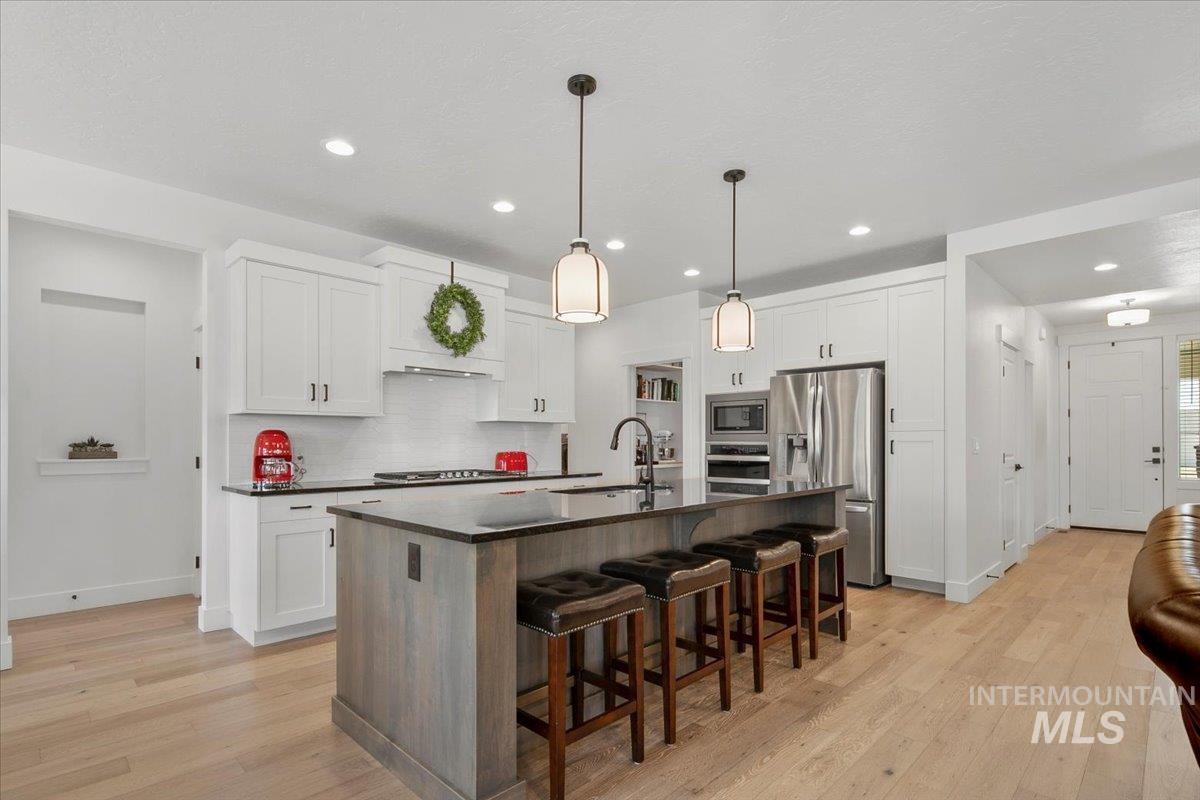 1410 Rome Ave, Emmett, Idaho 83617, 3 Bedrooms, 2.5 Bathrooms, Residential For Sale, Price $729,000, 99003835