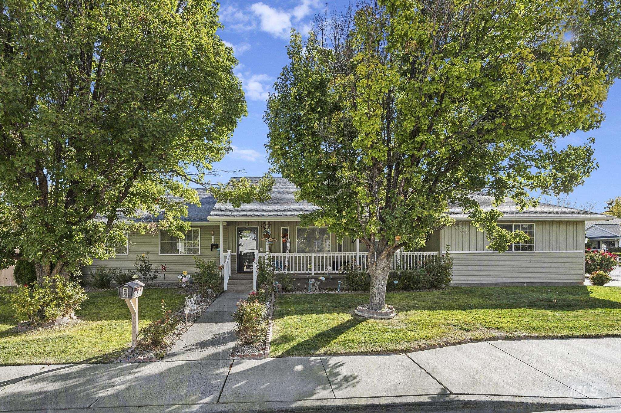456 Trotter Dr, Twin Falls, Idaho 83301, 3 Bedrooms, 2 Bathrooms, Residential For Sale, Price $419,900, 99003837