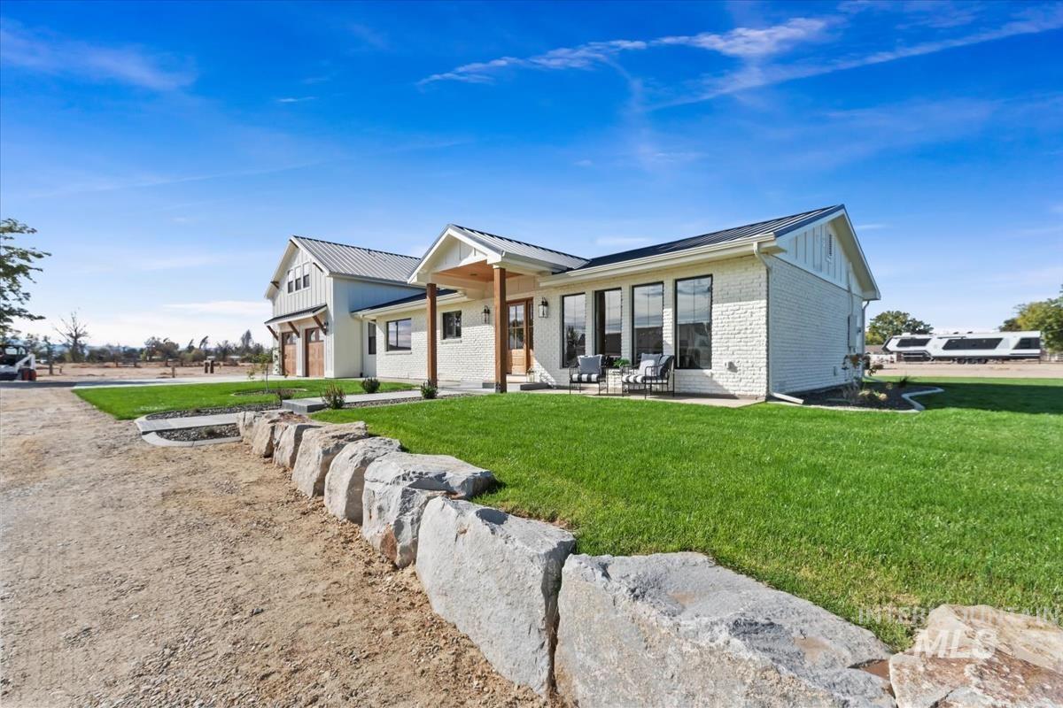 26197 Reed Ln, Wilder, Idaho 83676, 3 Bedrooms, 2.5 Bathrooms, Residential For Sale, Price $815,000, 99003841