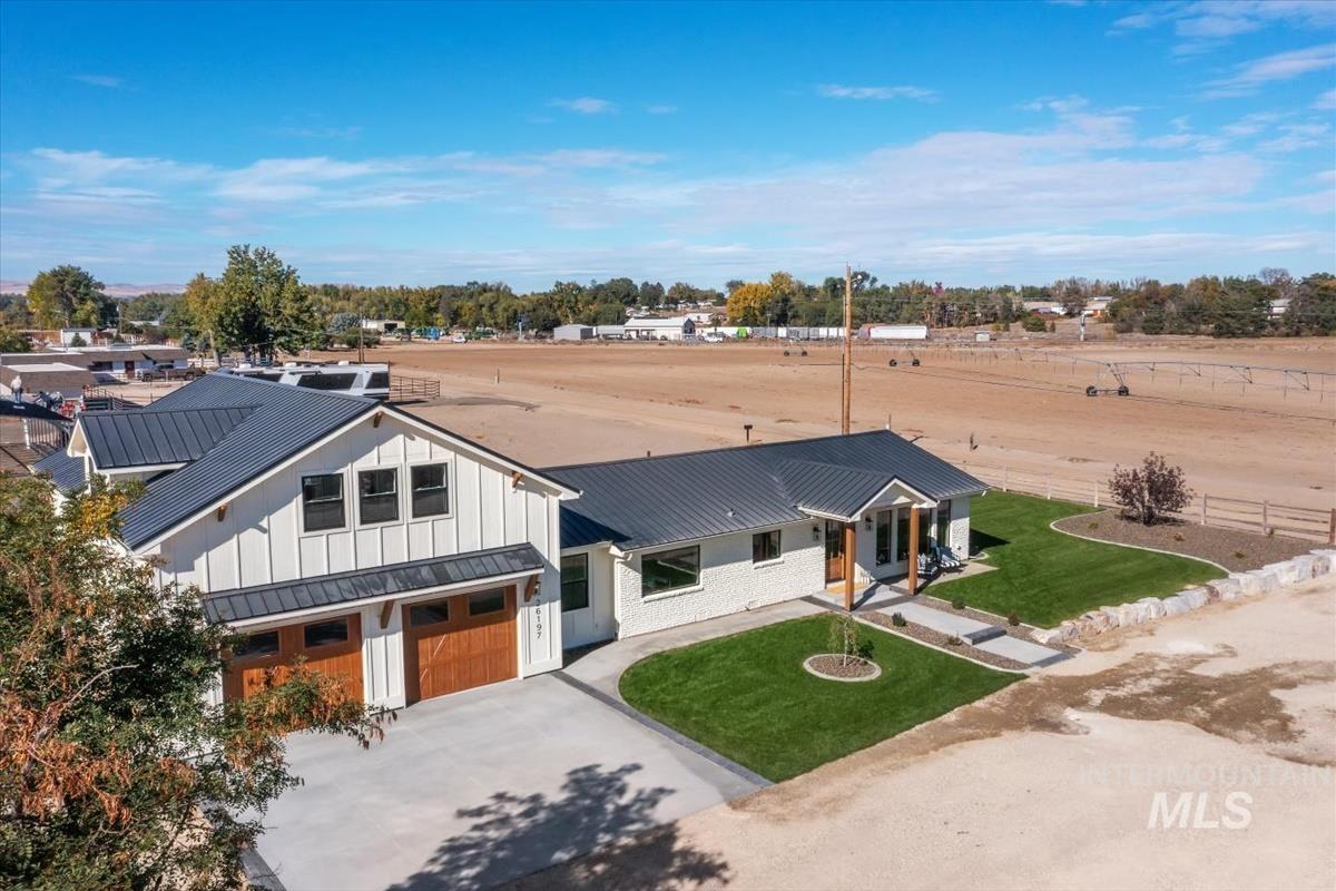 26197 Reed Ln, Wilder, Idaho 83676, 3 Bedrooms, 2.5 Bathrooms, Residential For Sale, Price $815,000, 99003841