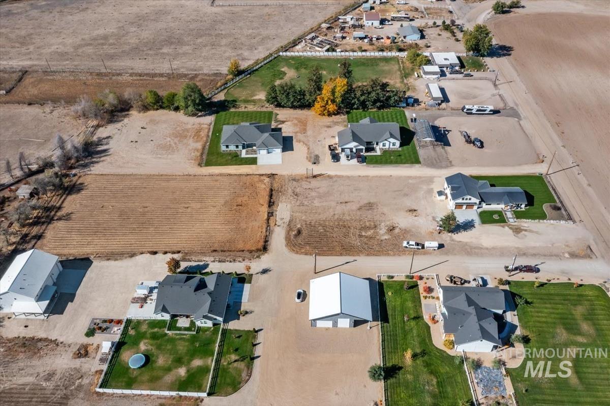 26197 Reed Ln, Wilder, Idaho 83676, 3 Bedrooms, 2.5 Bathrooms, Residential For Sale, Price $815,000, 99003841