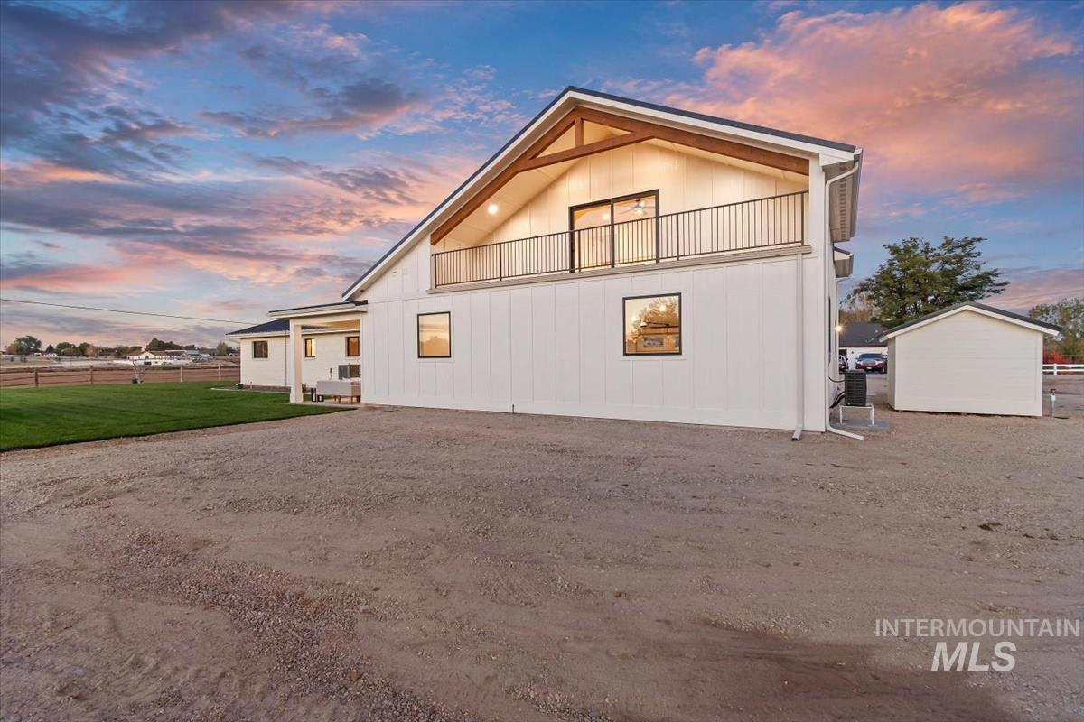26197 Reed Ln, Wilder, Idaho 83676, 3 Bedrooms, 2.5 Bathrooms, Residential For Sale, Price $815,000, 99003841