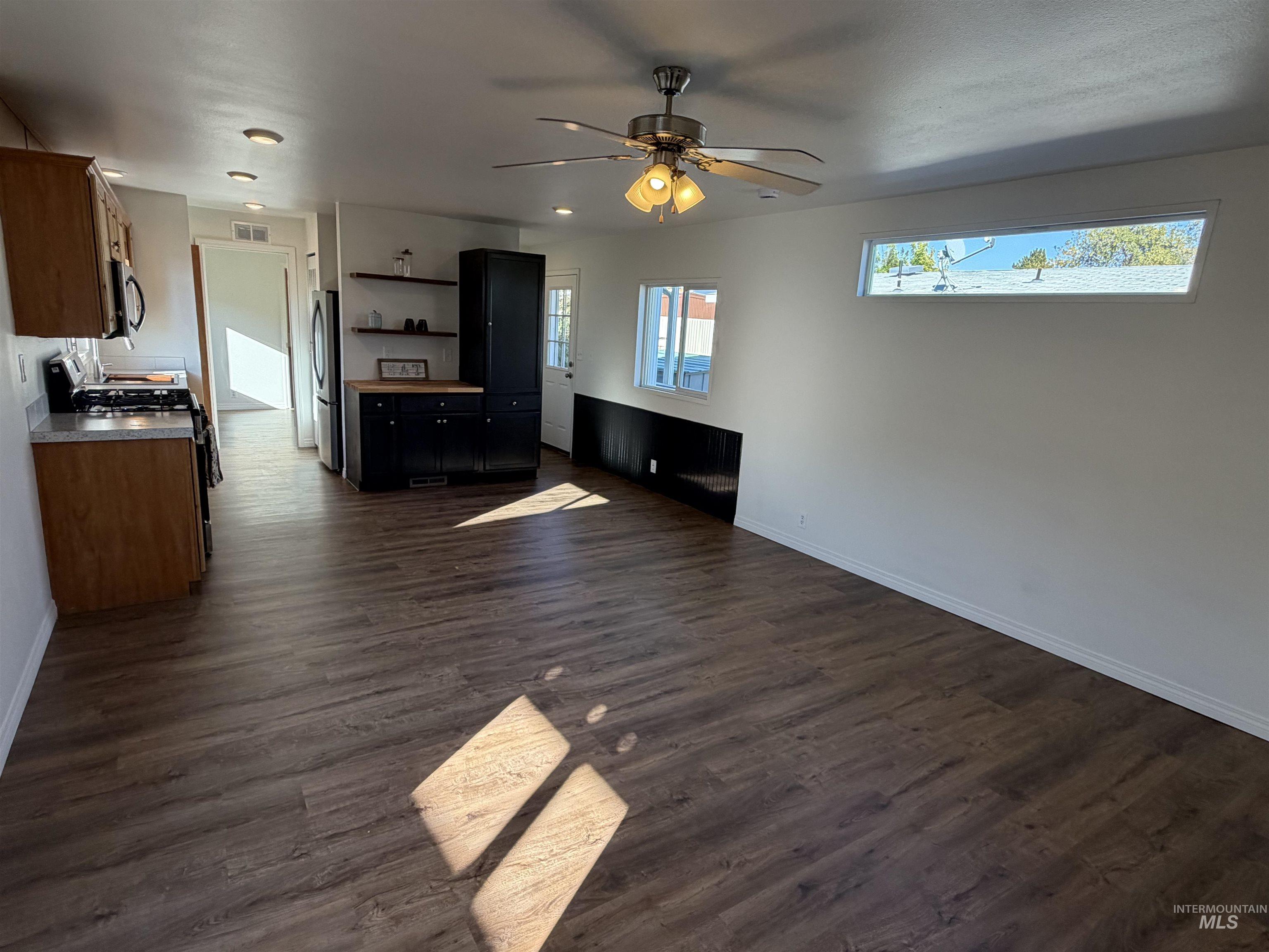 181 N Liberty Street, Boise, Idaho 83704, 3 Bedrooms, 2 Bathrooms, Residential For Sale, Price $99,900,MLS 99003842
