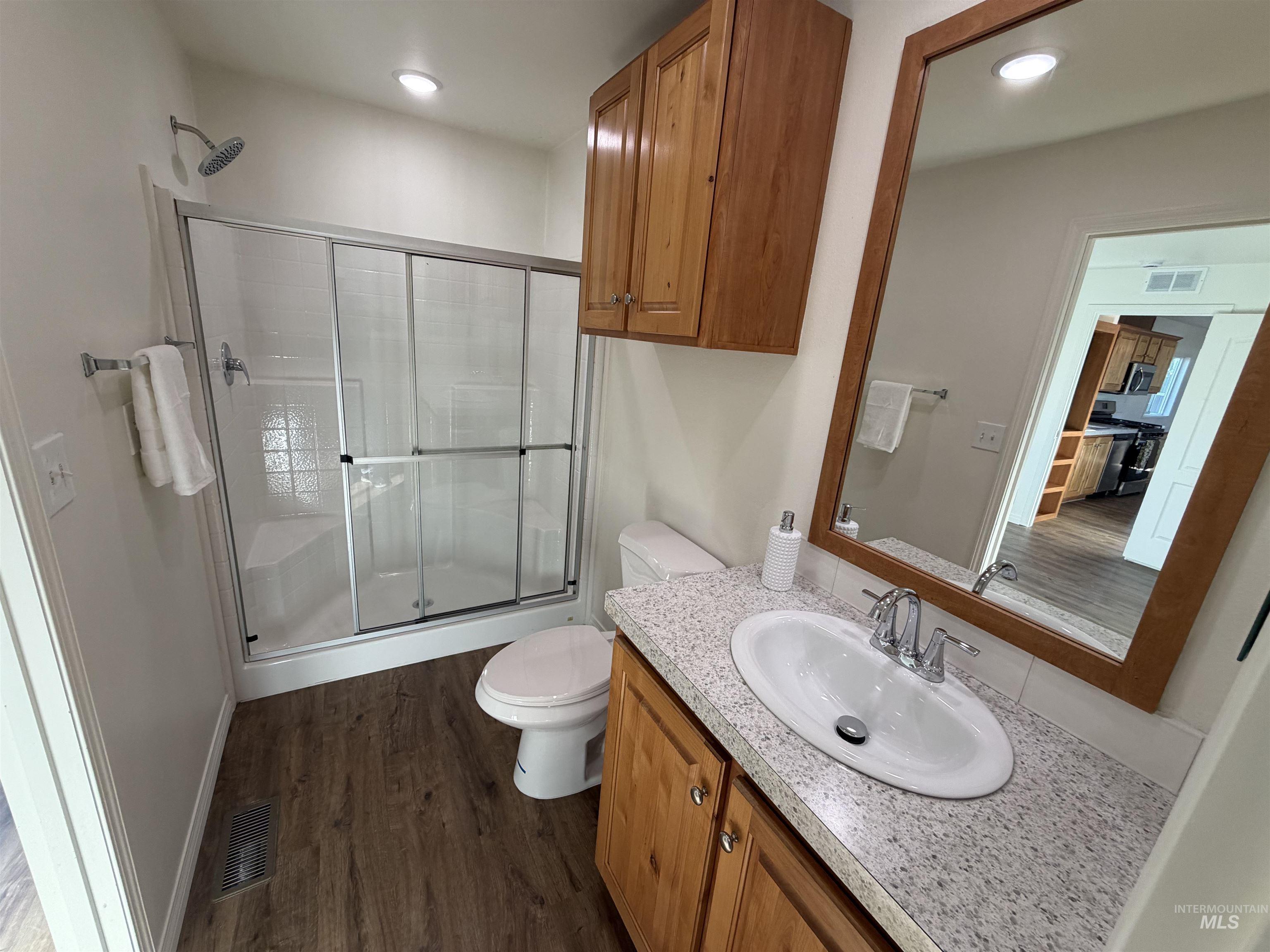 181 N Liberty Street, Boise, Idaho 83704, 3 Bedrooms, 2 Bathrooms, Residential For Sale, Price $99,900,MLS 99003842