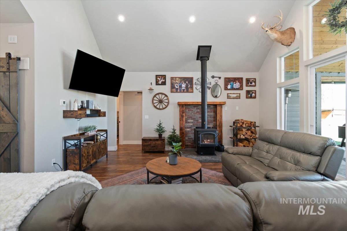1730 Fairview Ave, Fruitland, Idaho 83619, 3 Bedrooms, 2 Bathrooms, Residential For Sale, Price $965,000, 99003844