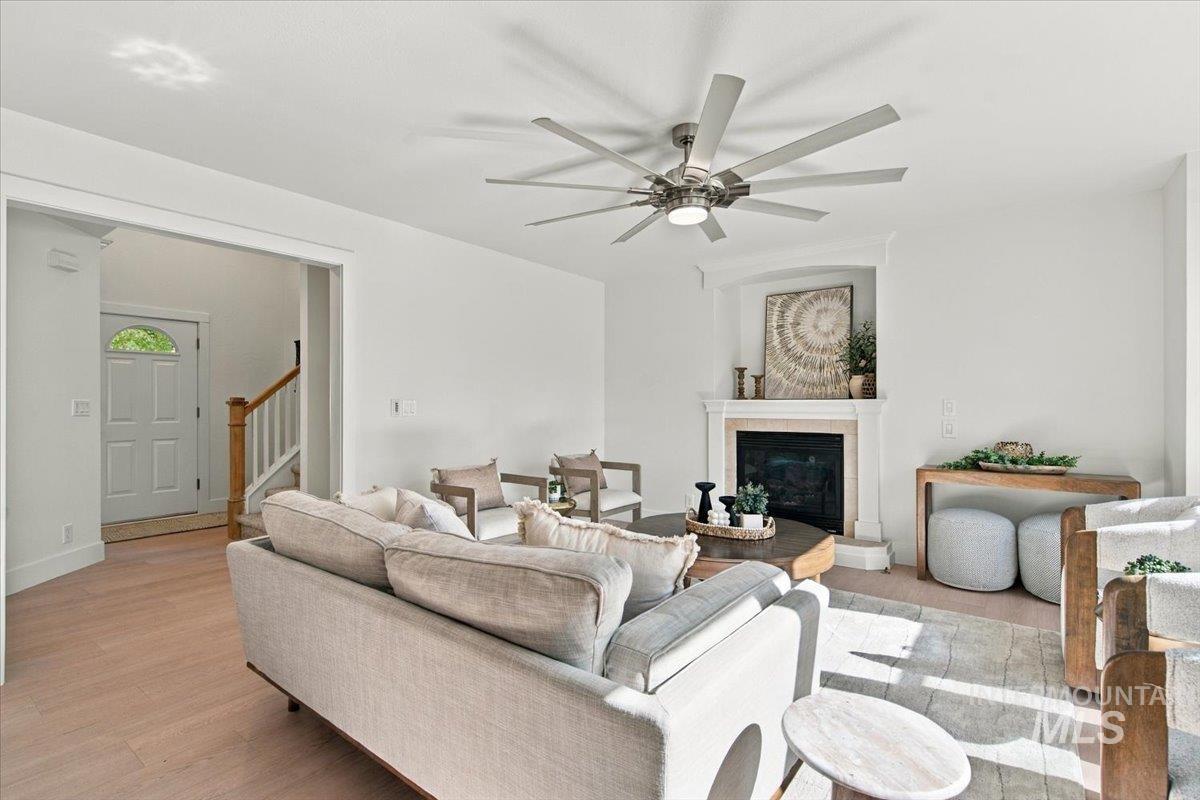 10115 W Aguila Ct, Star, Idaho 83669, 3 Bedrooms, 3 Bathrooms, Residential For Sale, Price $525,000, 99003845