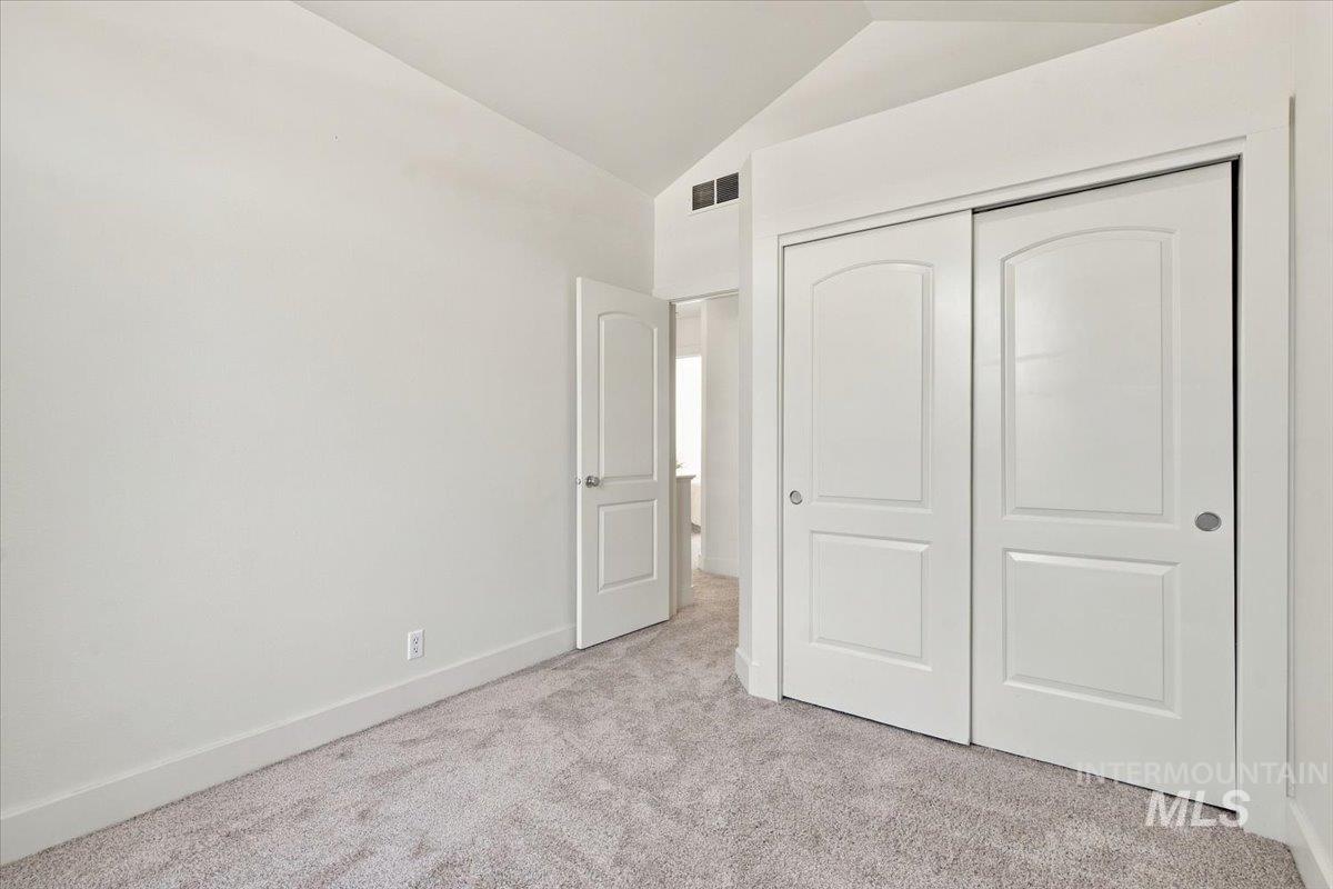 10115 W Aguila Ct, Star, Idaho 83669, 3 Bedrooms, 3 Bathrooms, Residential For Sale, Price $525,000, 99003845