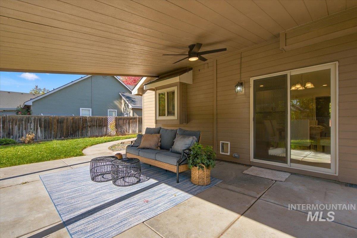 10115 W Aguila Ct, Star, Idaho 83669, 3 Bedrooms, 3 Bathrooms, Residential For Sale, Price $525,000, 99003845